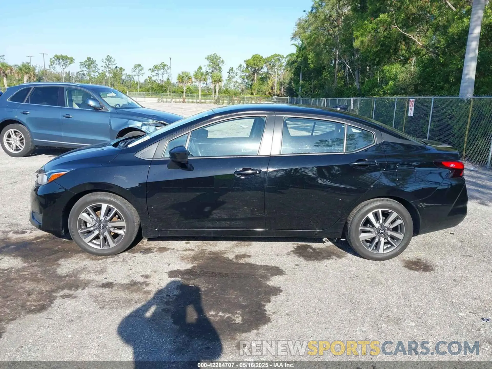 14 fotografías del automóvil dañado 3N1CN8EV6PL816776 NISSAN VERSA 2023