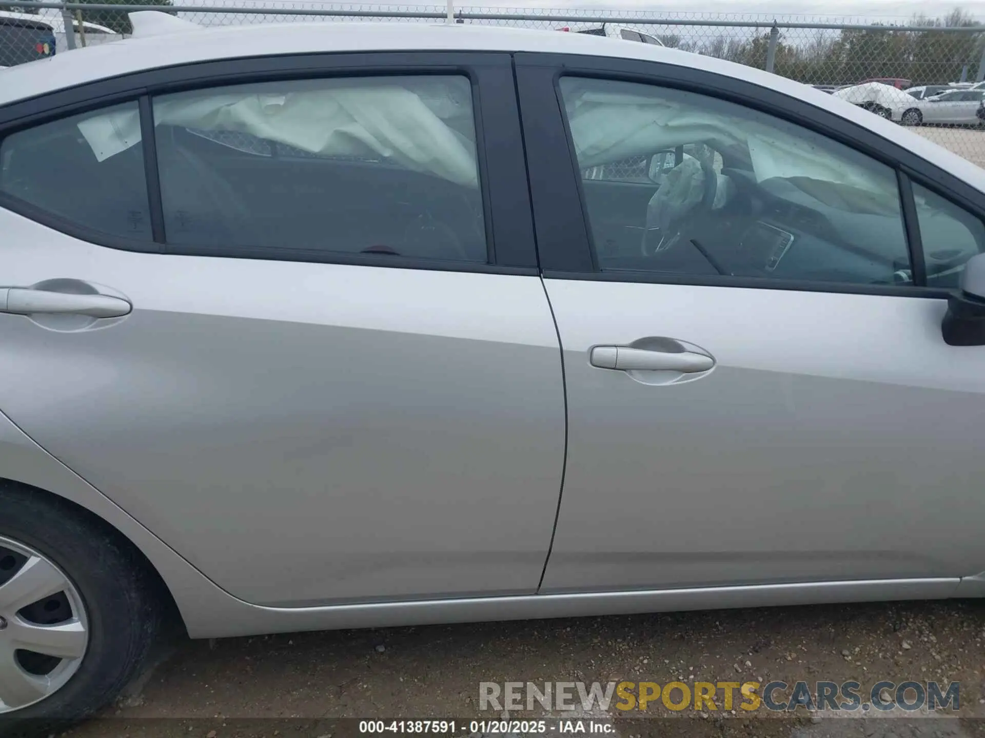 14 fotografías del automóvil dañado 3N1CN8EV6PL862026 NISSAN VERSA 2023