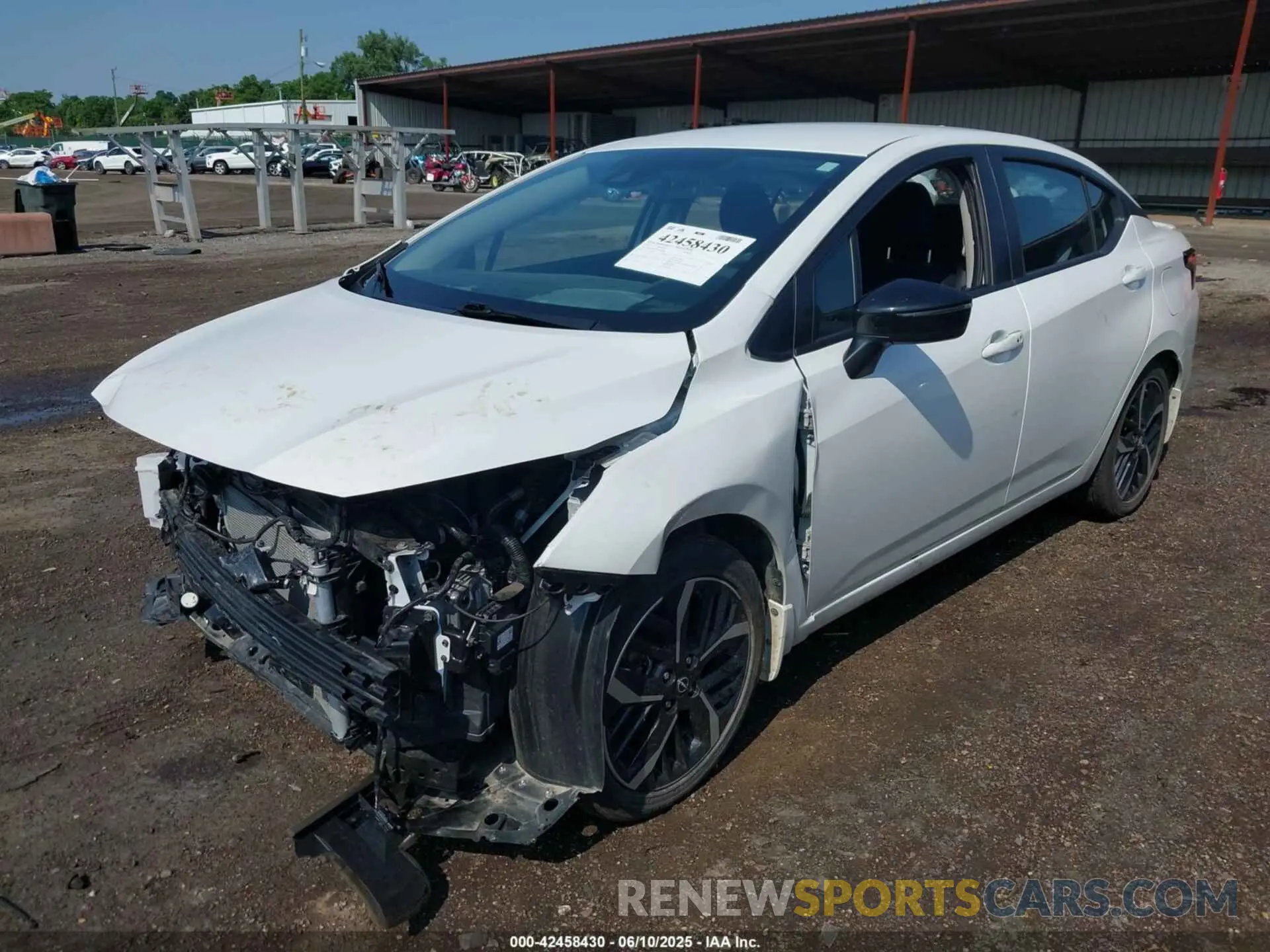 2 fotografías del automóvil dañado 3N1CN8FV4PL870186 NISSAN VERSA 2023