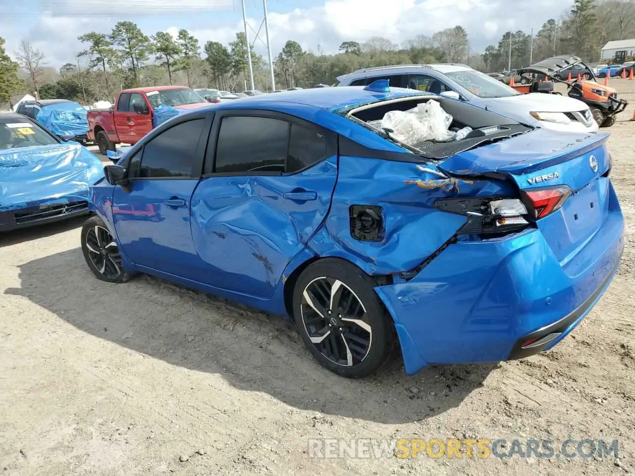 2 fotografías del automóvil dañado 3N1CN8FV8PL848305 NISSAN VERSA 2023