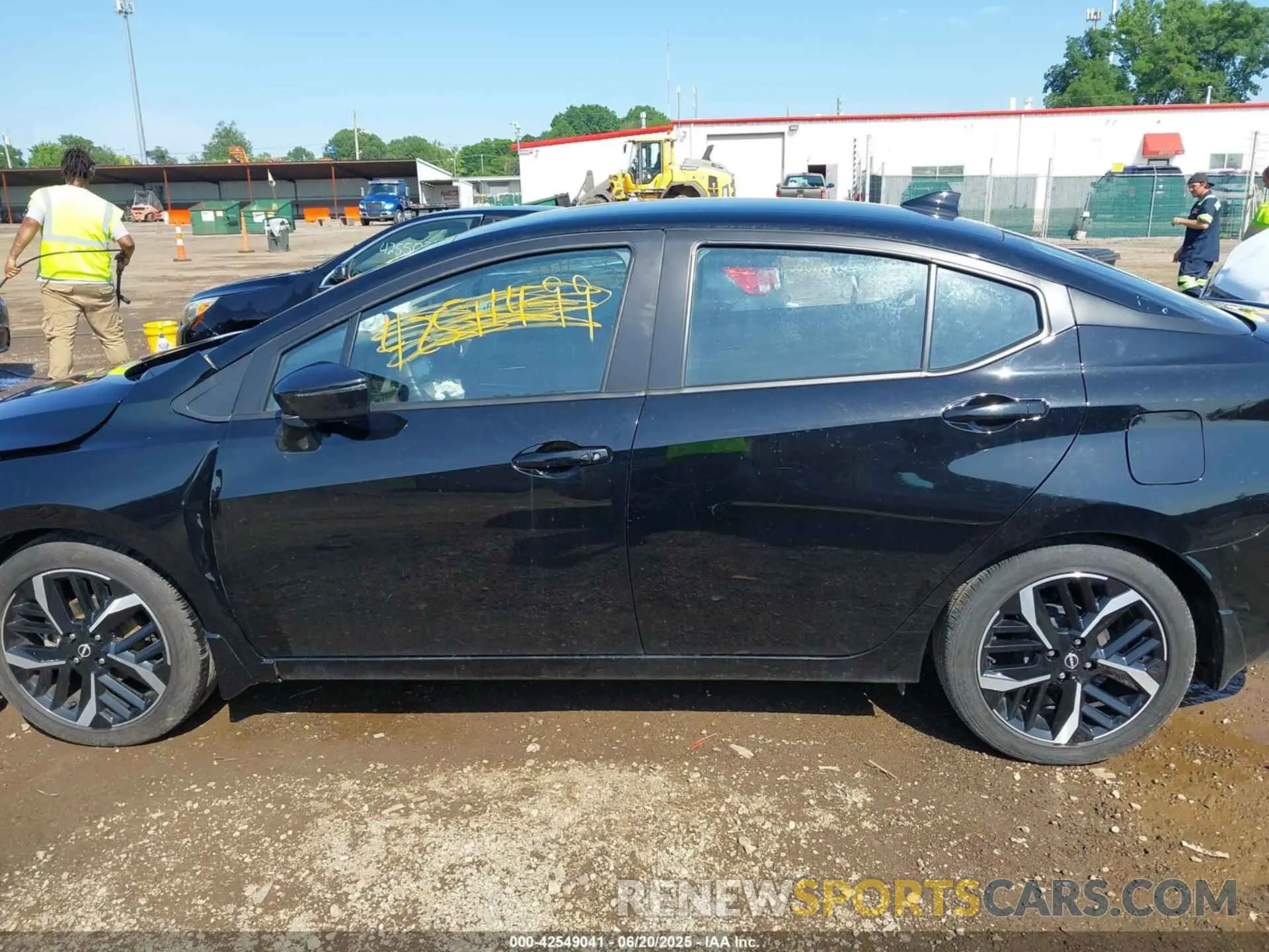 14 fotografías del automóvil dañado 3N1CN8FV8PL858624 NISSAN VERSA 2023