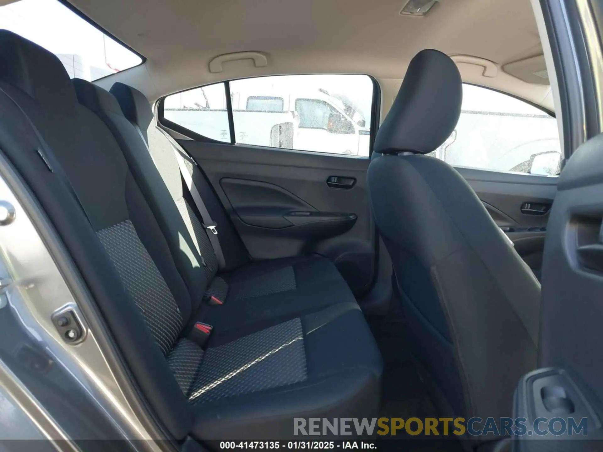 8 fotografías del automóvil dañado 3N1CN8DV0RL926260 NISSAN VERSA 2024