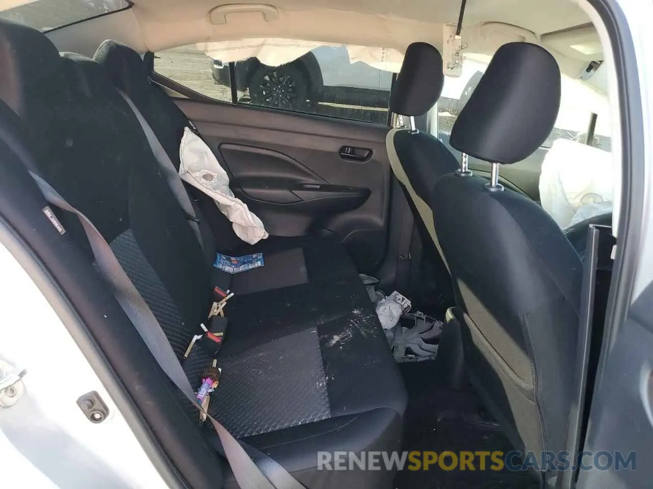 10 fotografías del automóvil dañado 3N1CN8DV3RL835774 NISSAN VERSA 2024