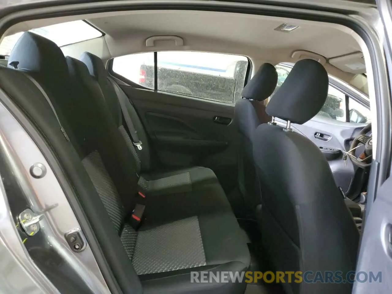 10 fotografías del automóvil dañado 3N1CN8DV3RL926527 NISSAN VERSA 2024