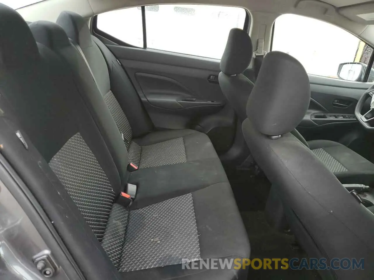 10 fotografías del automóvil dañado 3N1CN8DV4RL866905 NISSAN VERSA 2024