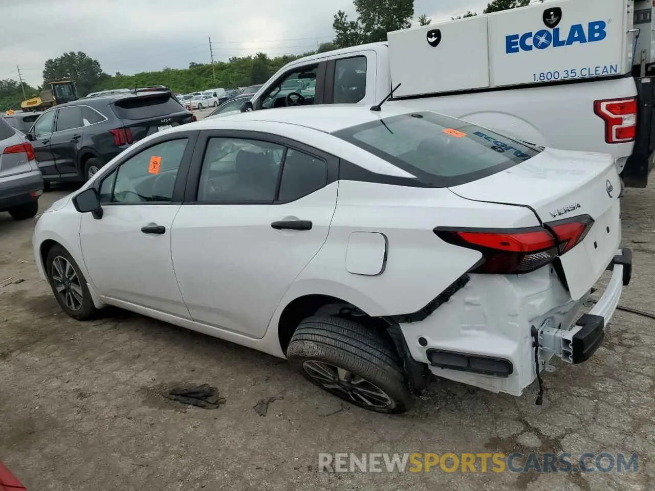 2 fotografías del automóvil dañado 3N1CN8DV4RL874244 NISSAN VERSA 2024