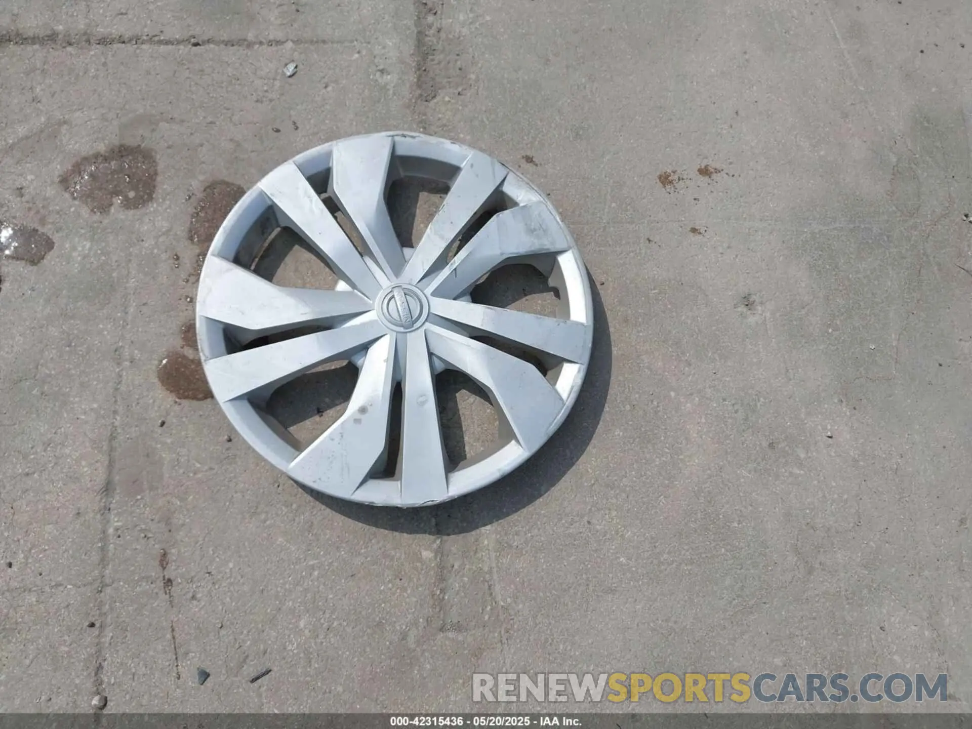 12 fotografías del automóvil dañado 3N1CN8DV4RL914225 NISSAN VERSA 2024
