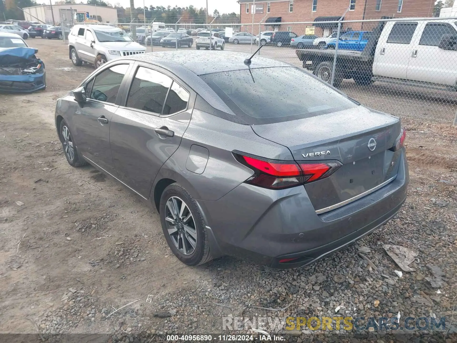 3 fotografías del automóvil dañado 3N1CN8DV5RL867500 NISSAN VERSA 2024