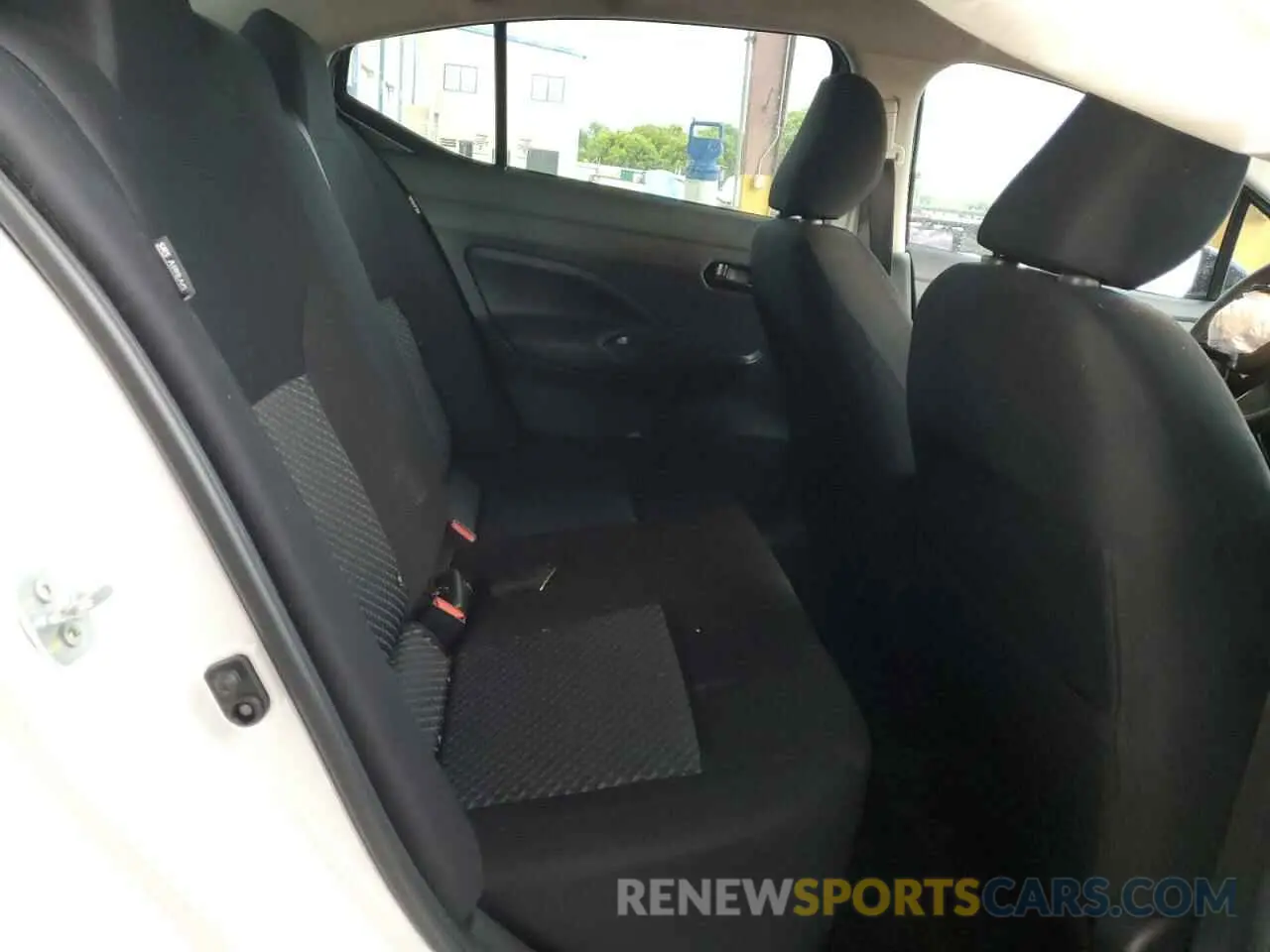 10 fotografías del automóvil dañado 3N1CN8DV6RL878635 NISSAN VERSA 2024