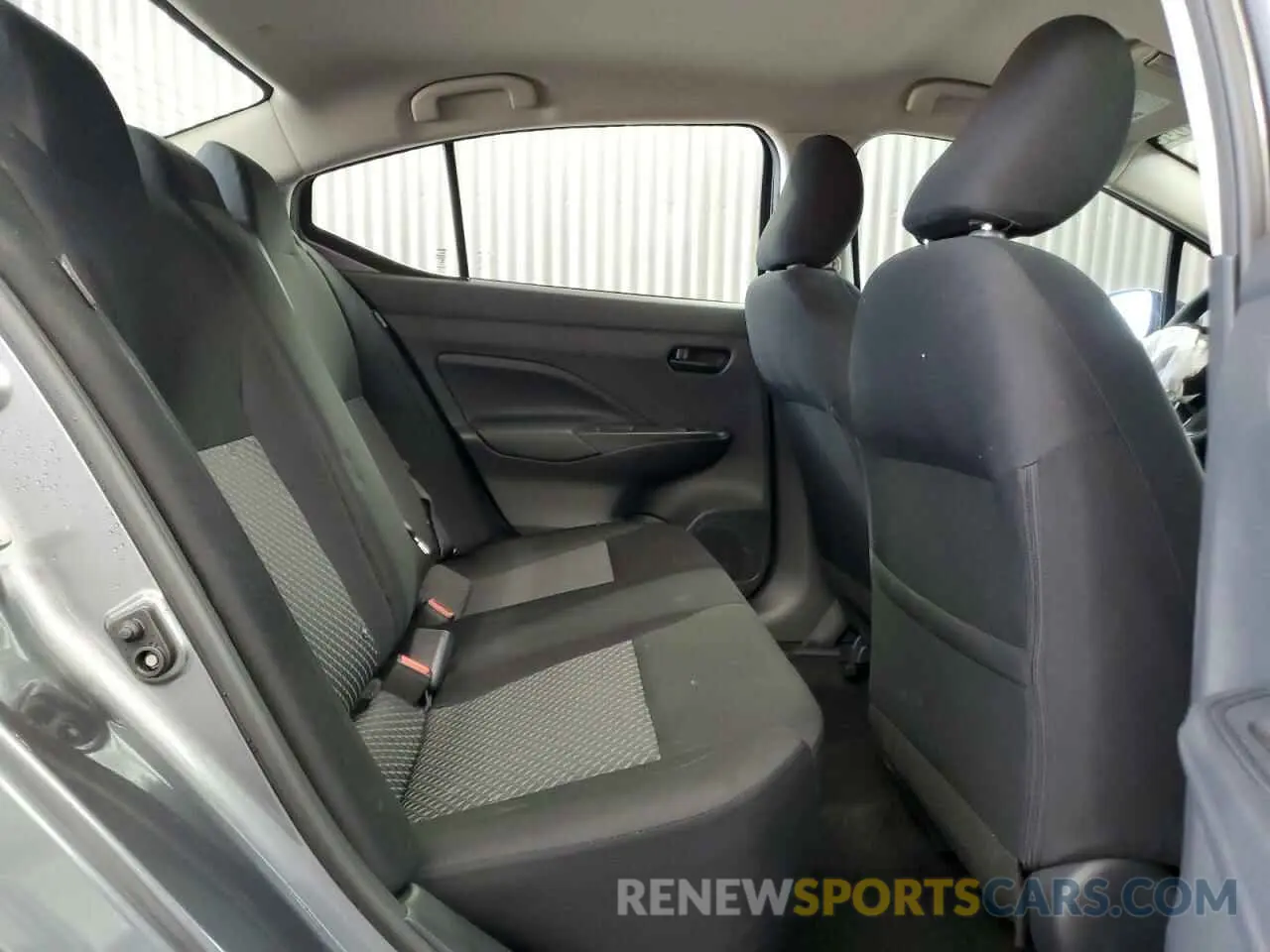 10 fotografías del automóvil dañado 3N1CN8DV7RL930841 NISSAN VERSA 2024