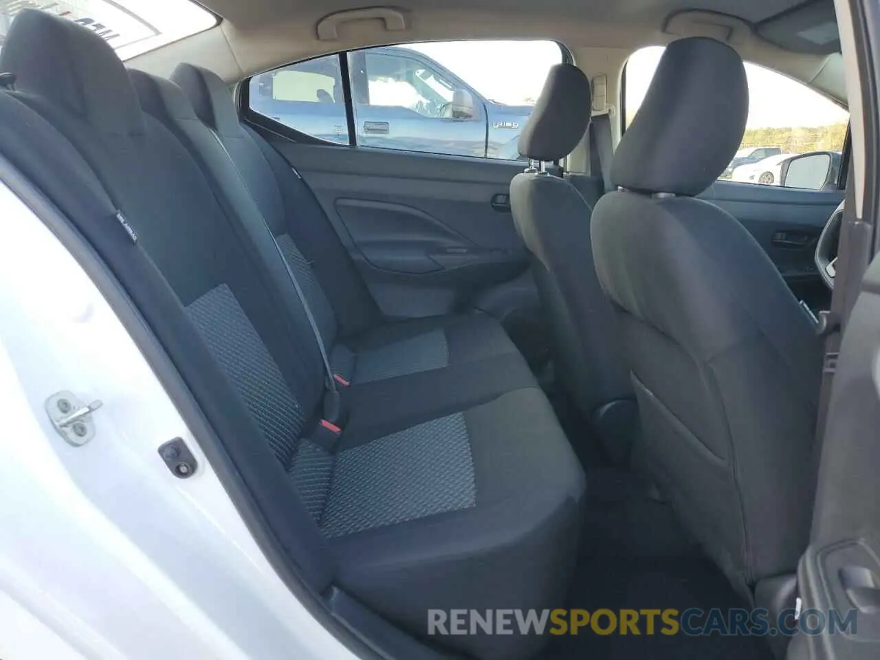 10 fotografías del automóvil dañado 3N1CN8DV8RL834247 NISSAN VERSA 2024