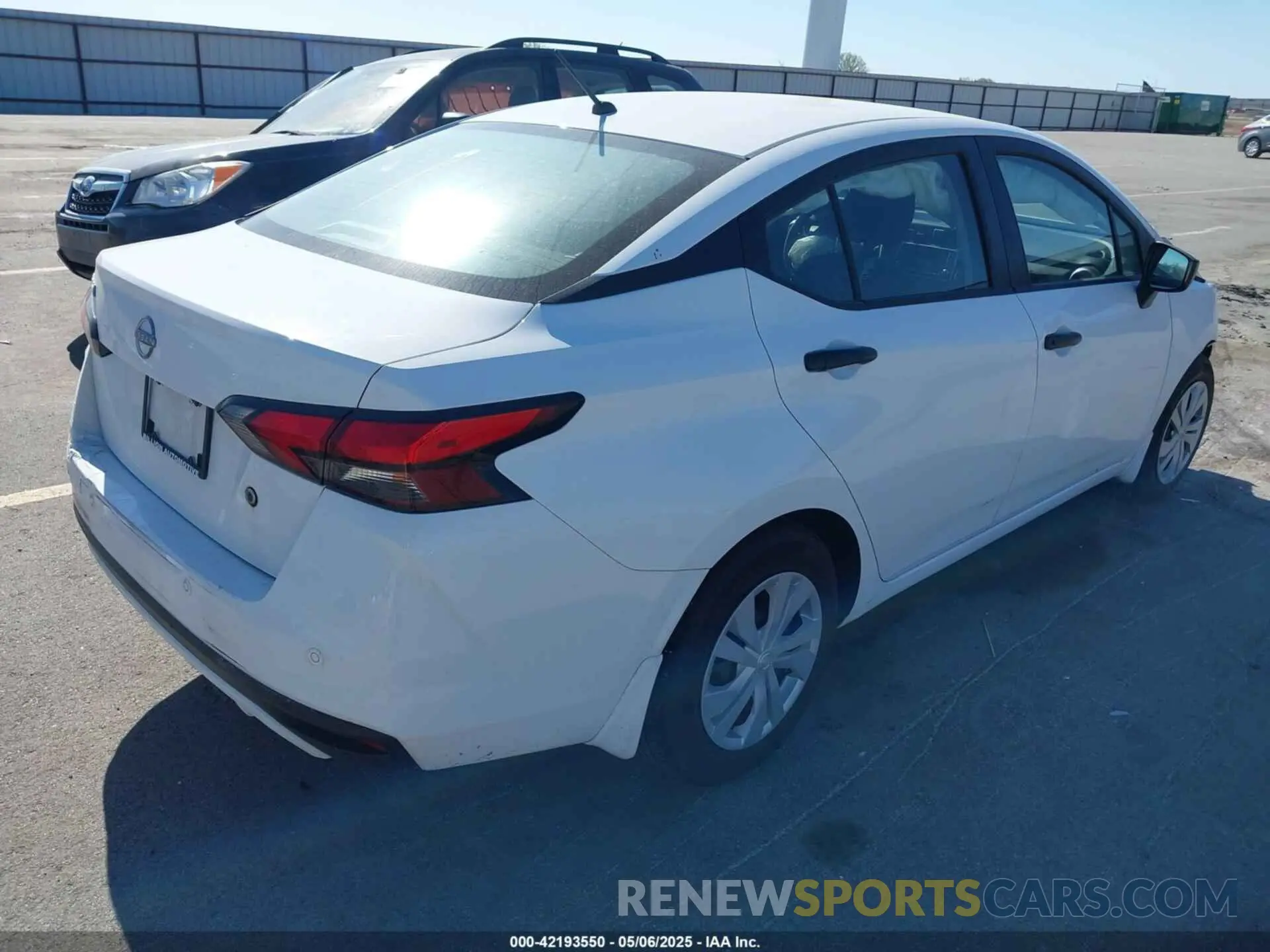 4 fotografías del automóvil dañado 3N1CN8DV8RL839657 NISSAN VERSA 2024
