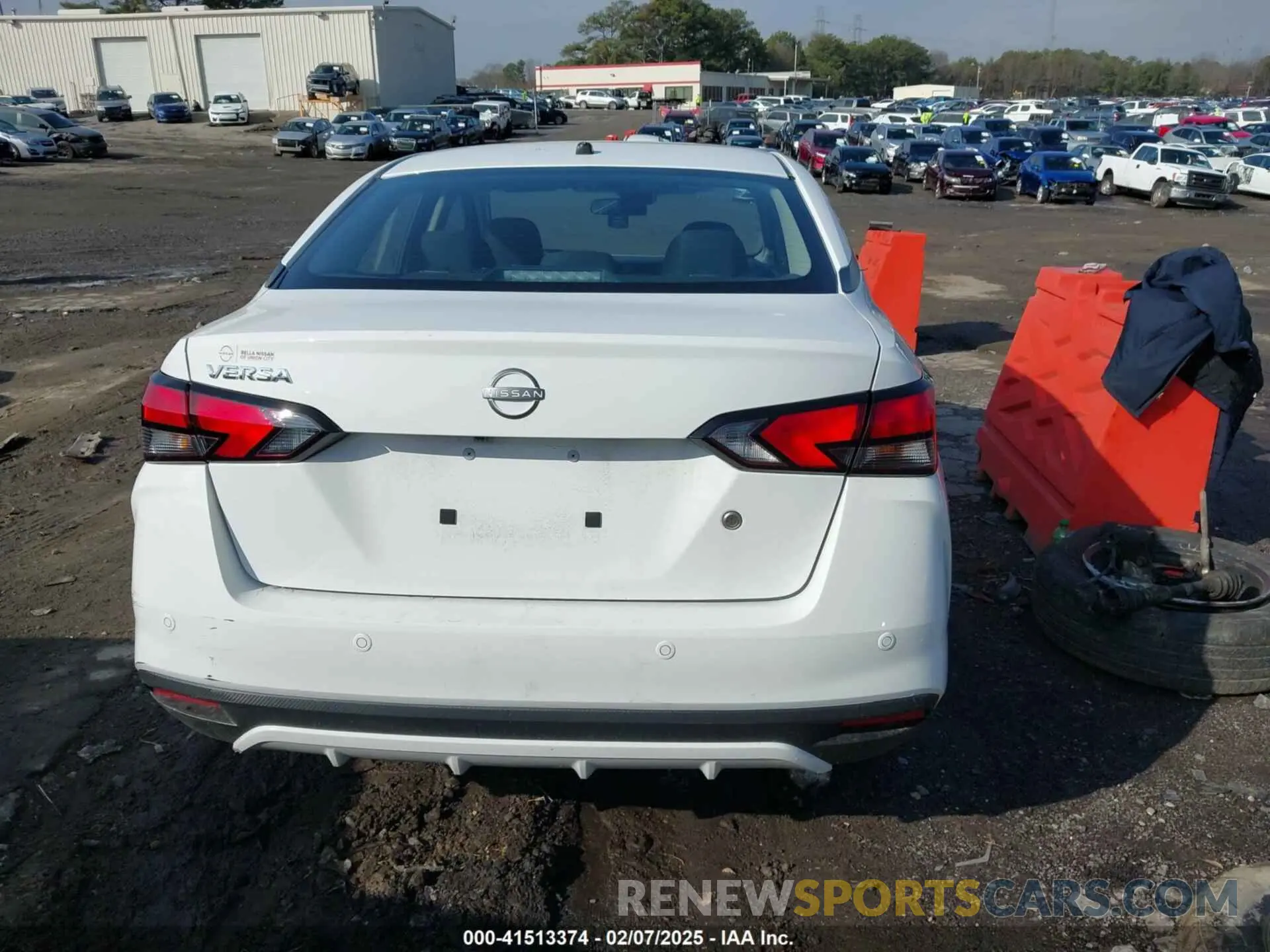 16 fotografías del automóvil dañado 3N1CN8DV8RL906189 NISSAN VERSA 2024