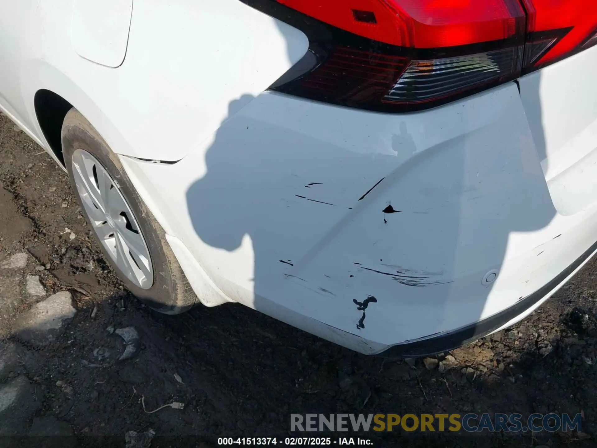 18 fotografías del automóvil dañado 3N1CN8DV8RL906189 NISSAN VERSA 2024