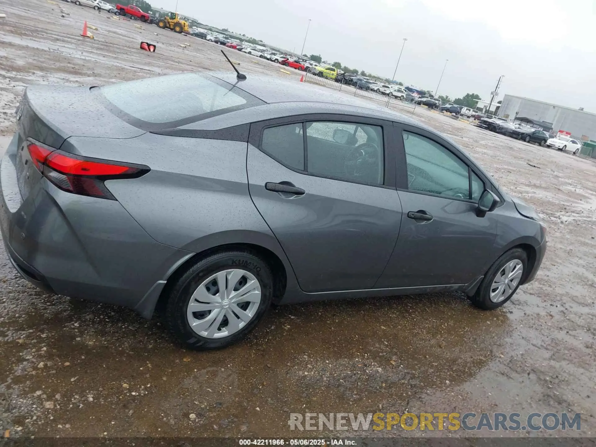 13 fotografías del automóvil dañado 3N1CN8DV8RL930668 NISSAN VERSA 2024
