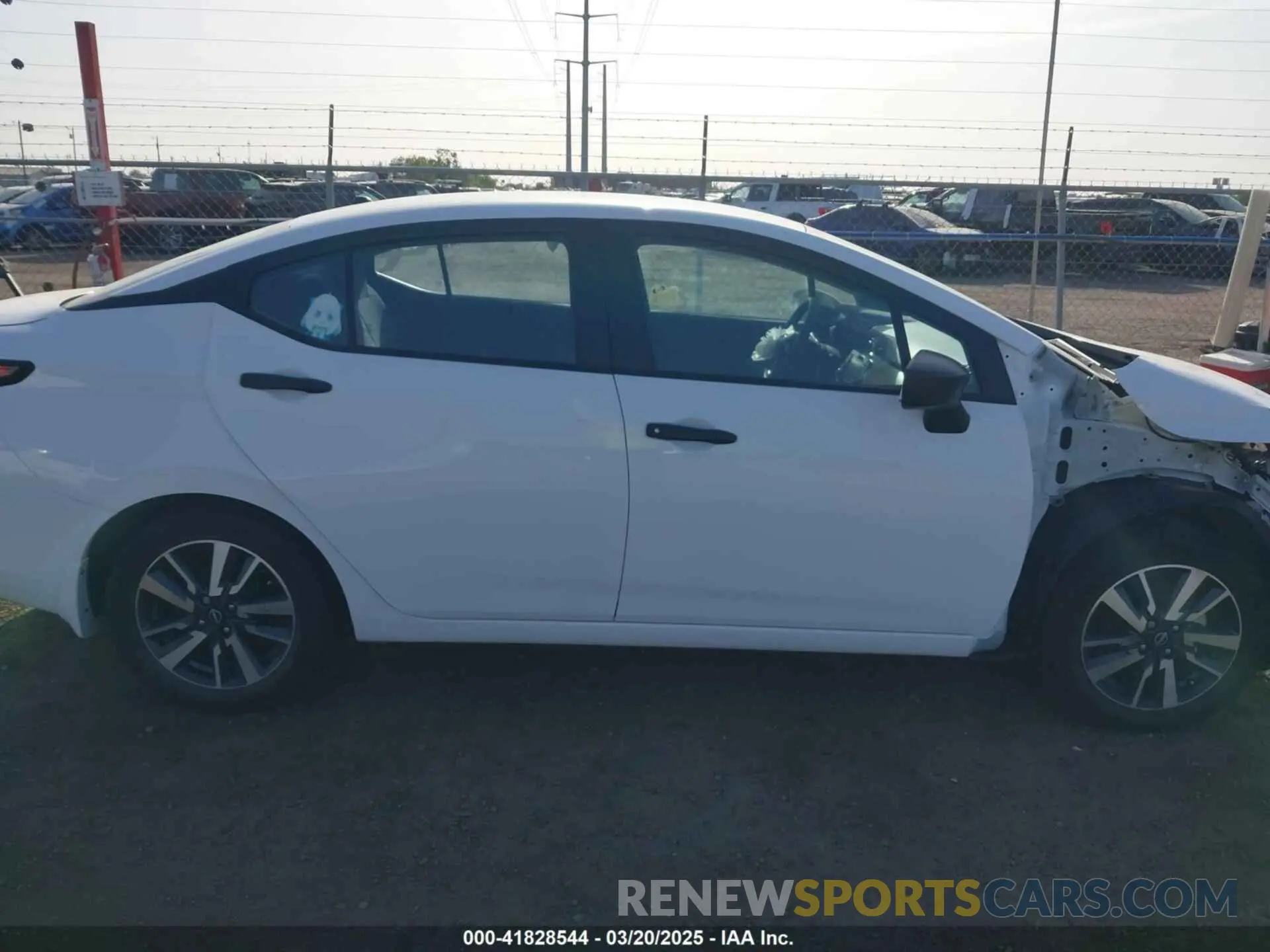 14 fotografías del automóvil dañado 3N1CN8DV9RL841370 NISSAN VERSA 2024