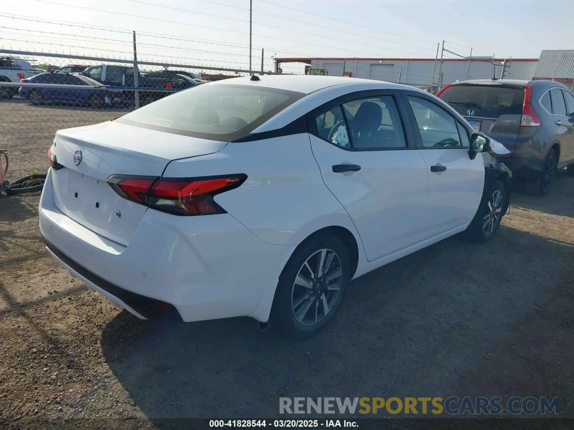 4 fotografías del automóvil dañado 3N1CN8DV9RL841370 NISSAN VERSA 2024