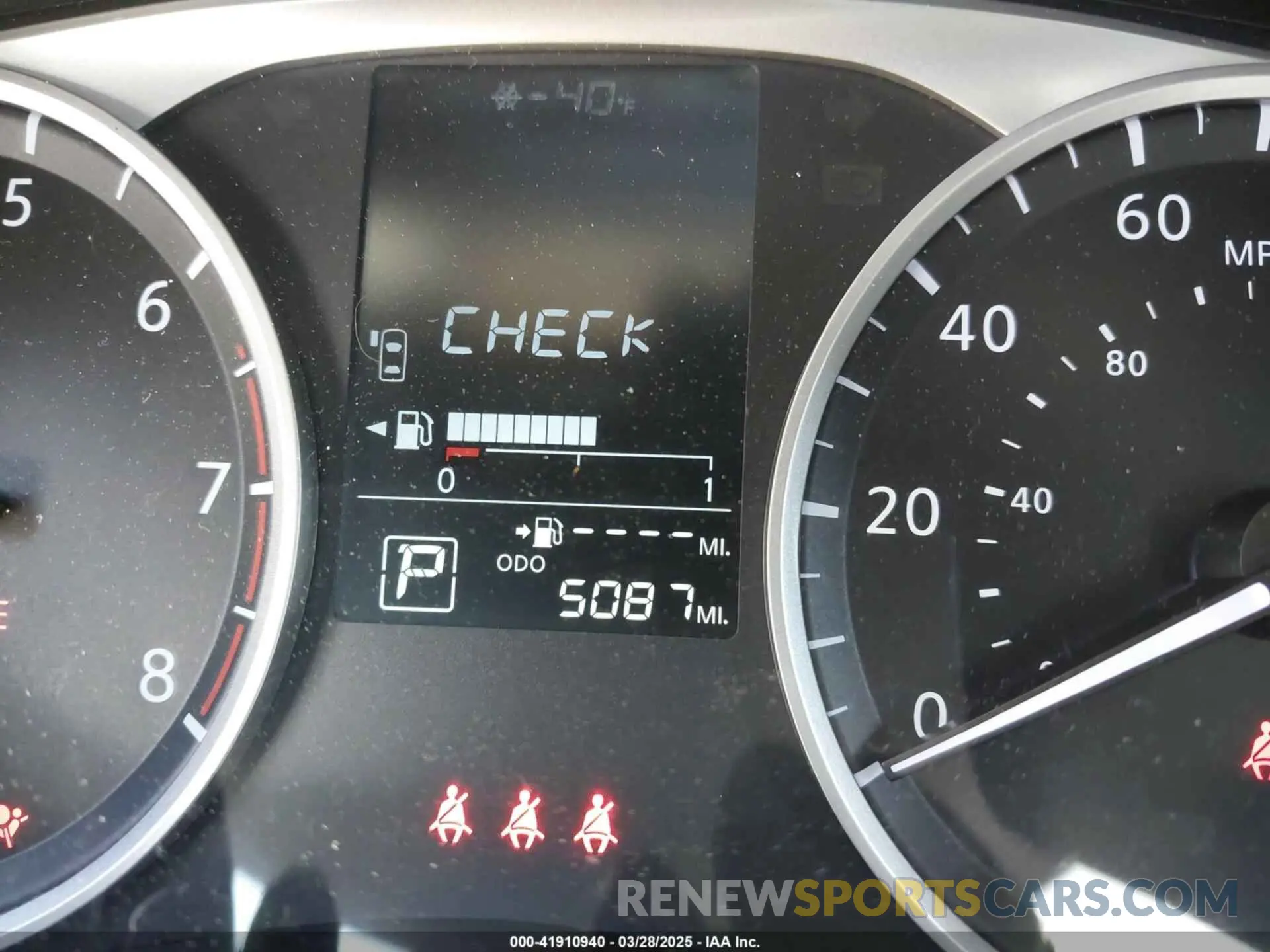 15 fotografías del automóvil dañado 3N1CN8DV9RL849940 NISSAN VERSA 2024