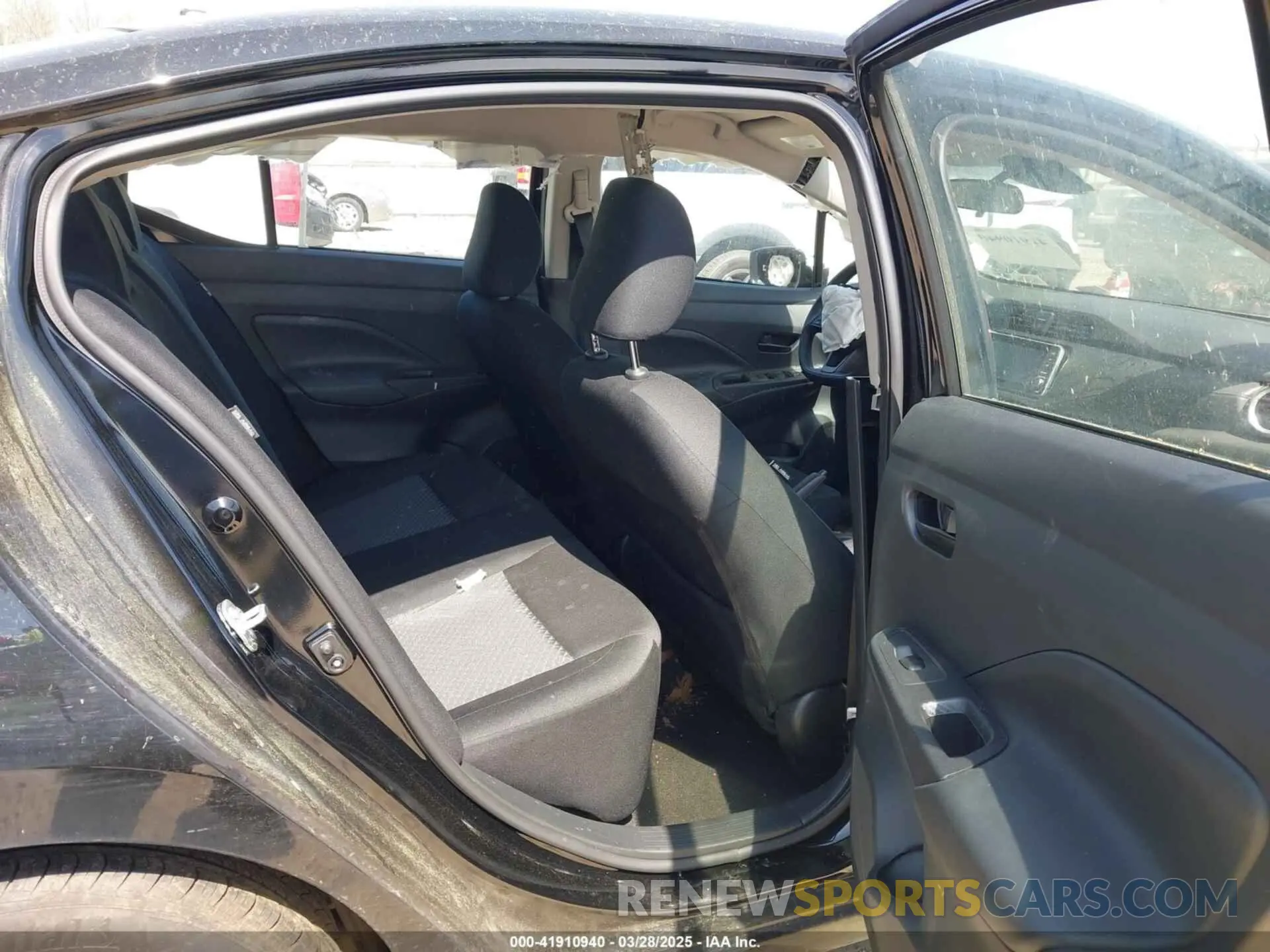 8 fotografías del automóvil dañado 3N1CN8DV9RL849940 NISSAN VERSA 2024