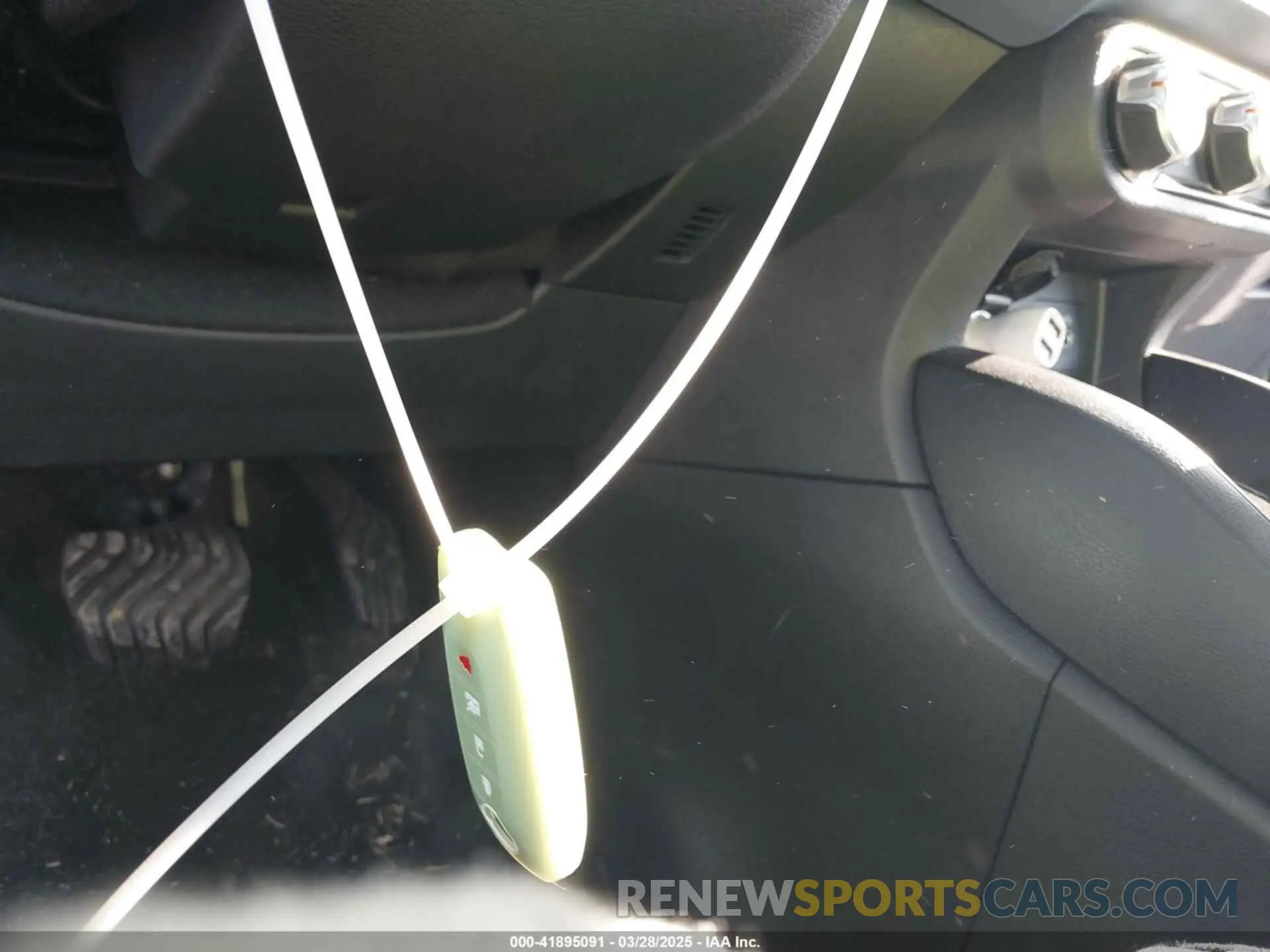 11 fotografías del automóvil dañado 3N1CN8EV0RL830904 NISSAN VERSA 2024