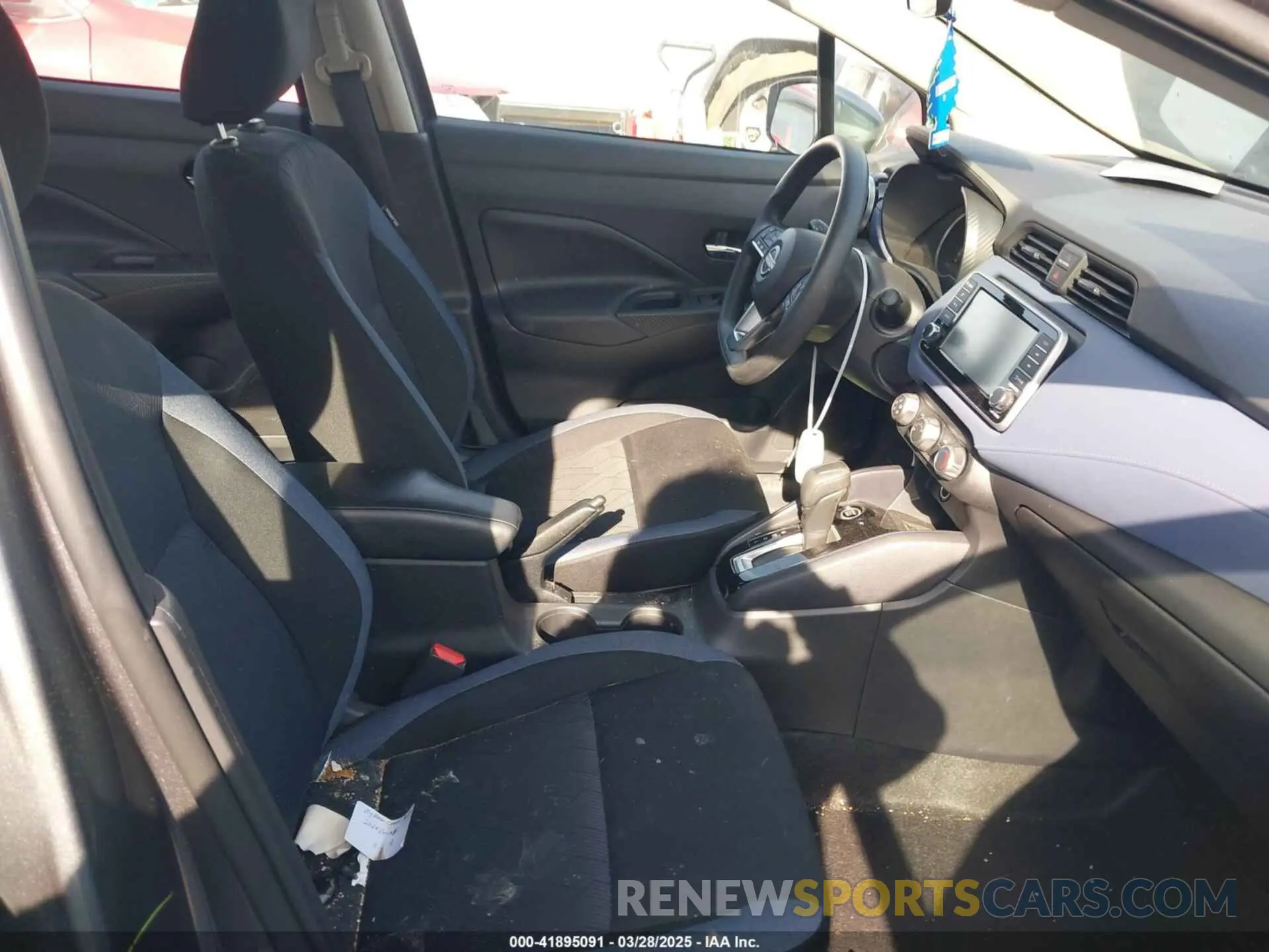 5 fotografías del automóvil dañado 3N1CN8EV0RL830904 NISSAN VERSA 2024