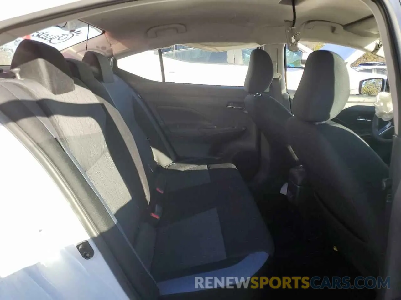 10 fotografías del automóvil dañado 3N1CN8EV0RL833897 NISSAN VERSA 2024