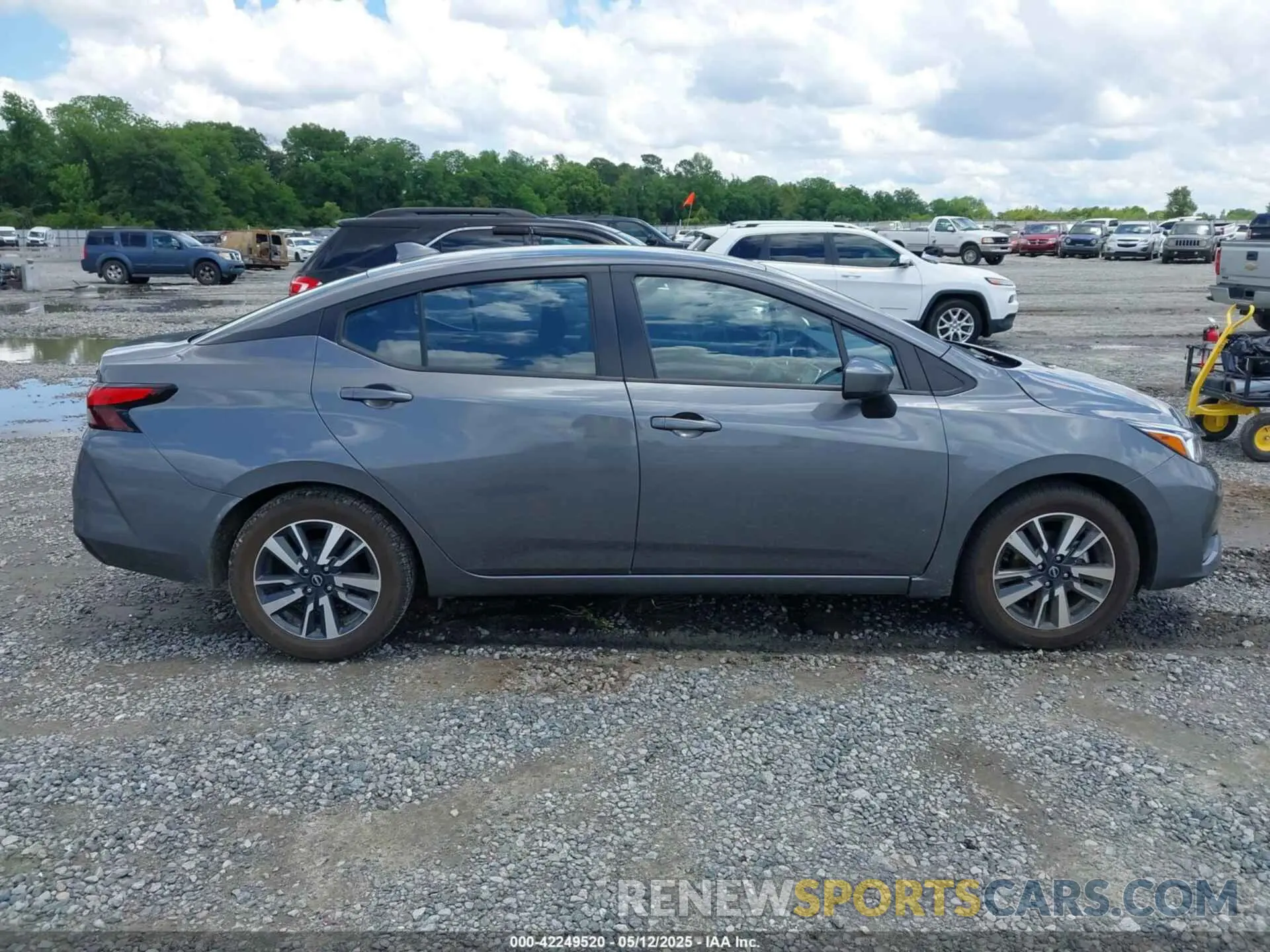 13 fotografías del automóvil dañado 3N1CN8EV1RL872319 NISSAN VERSA 2024