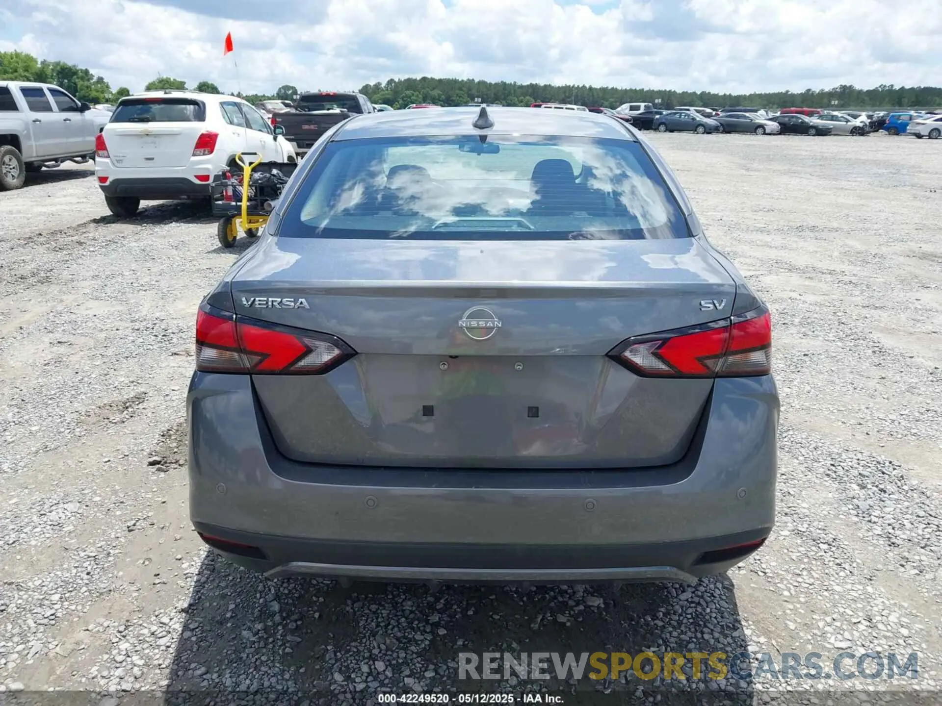 16 fotografías del automóvil dañado 3N1CN8EV1RL872319 NISSAN VERSA 2024
