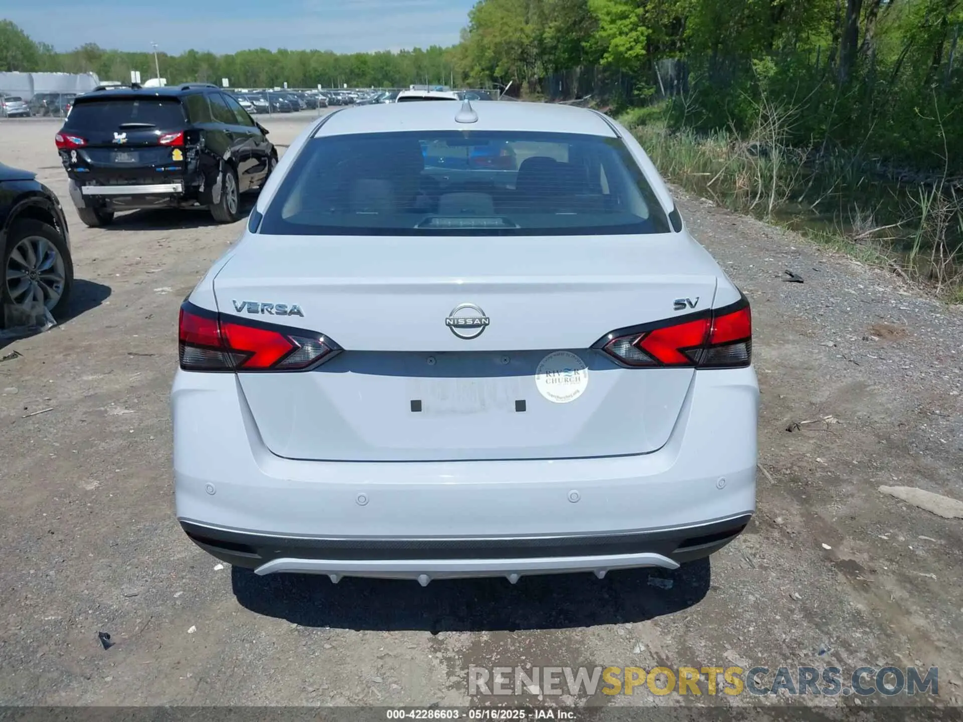 16 fotografías del automóvil dañado 3N1CN8EV3RL825311 NISSAN VERSA 2024