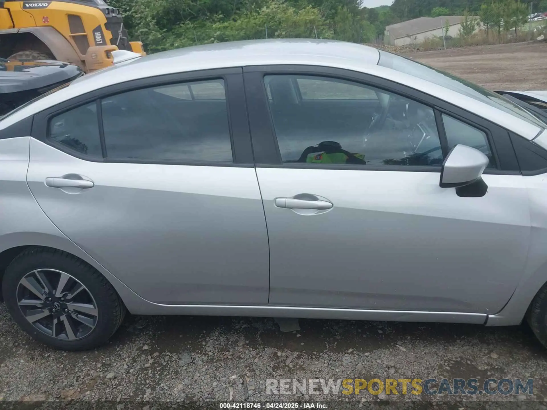 12 fotografías del automóvil dañado 3N1CN8EV8RL882071 NISSAN VERSA 2024