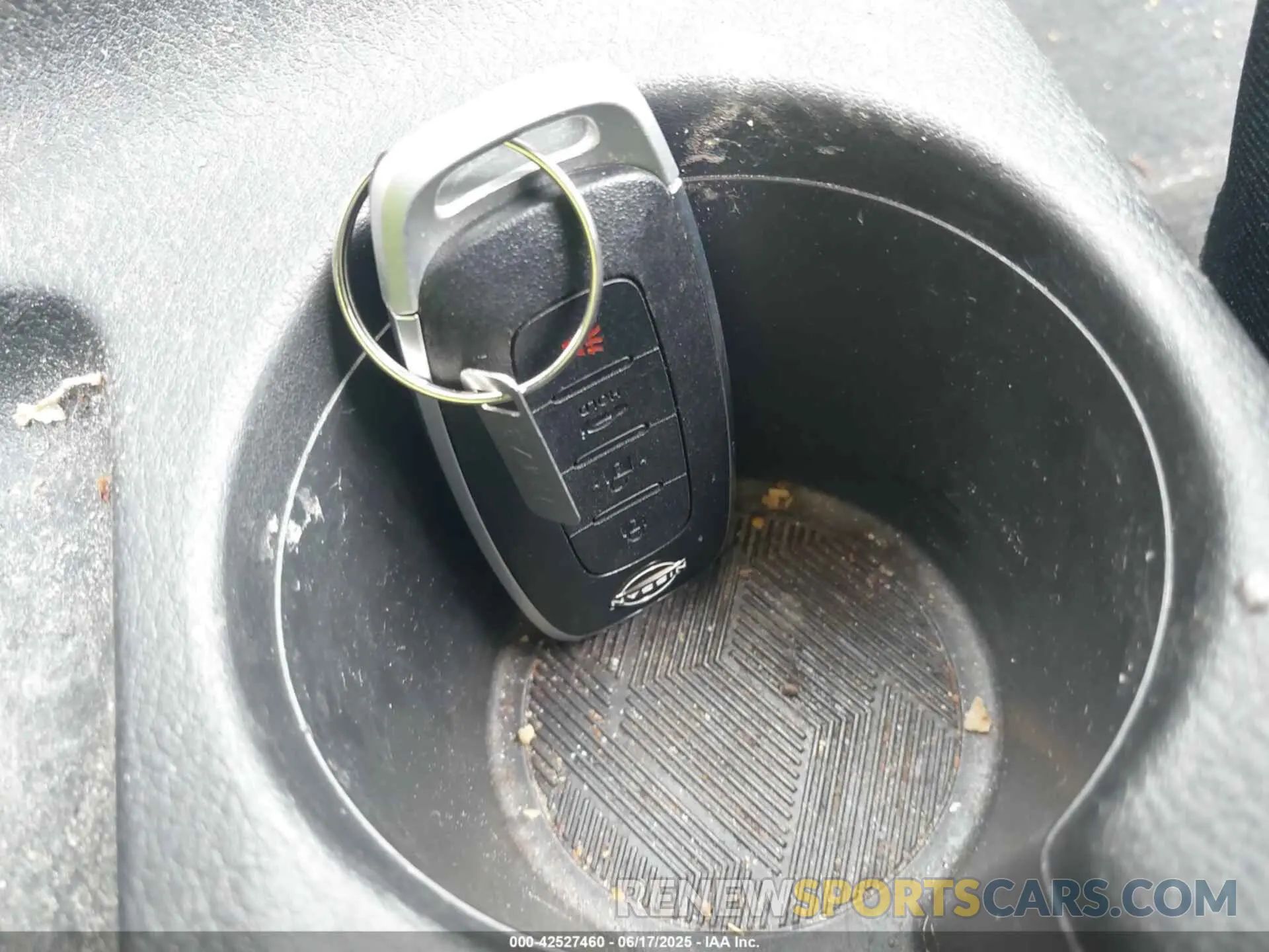 11 fotografías del automóvil dañado 3N1CN8EVXRL865921 NISSAN VERSA 2024