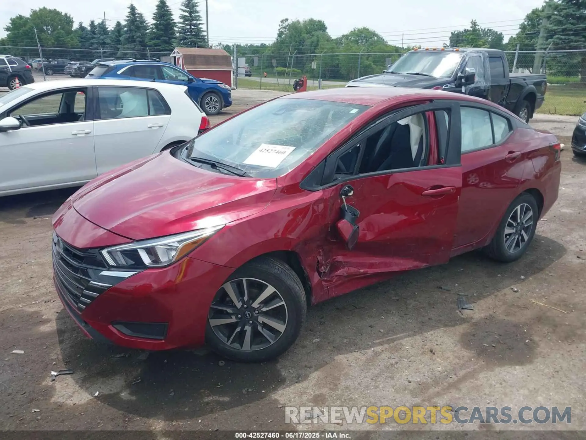 2 fotografías del automóvil dañado 3N1CN8EVXRL865921 NISSAN VERSA 2024