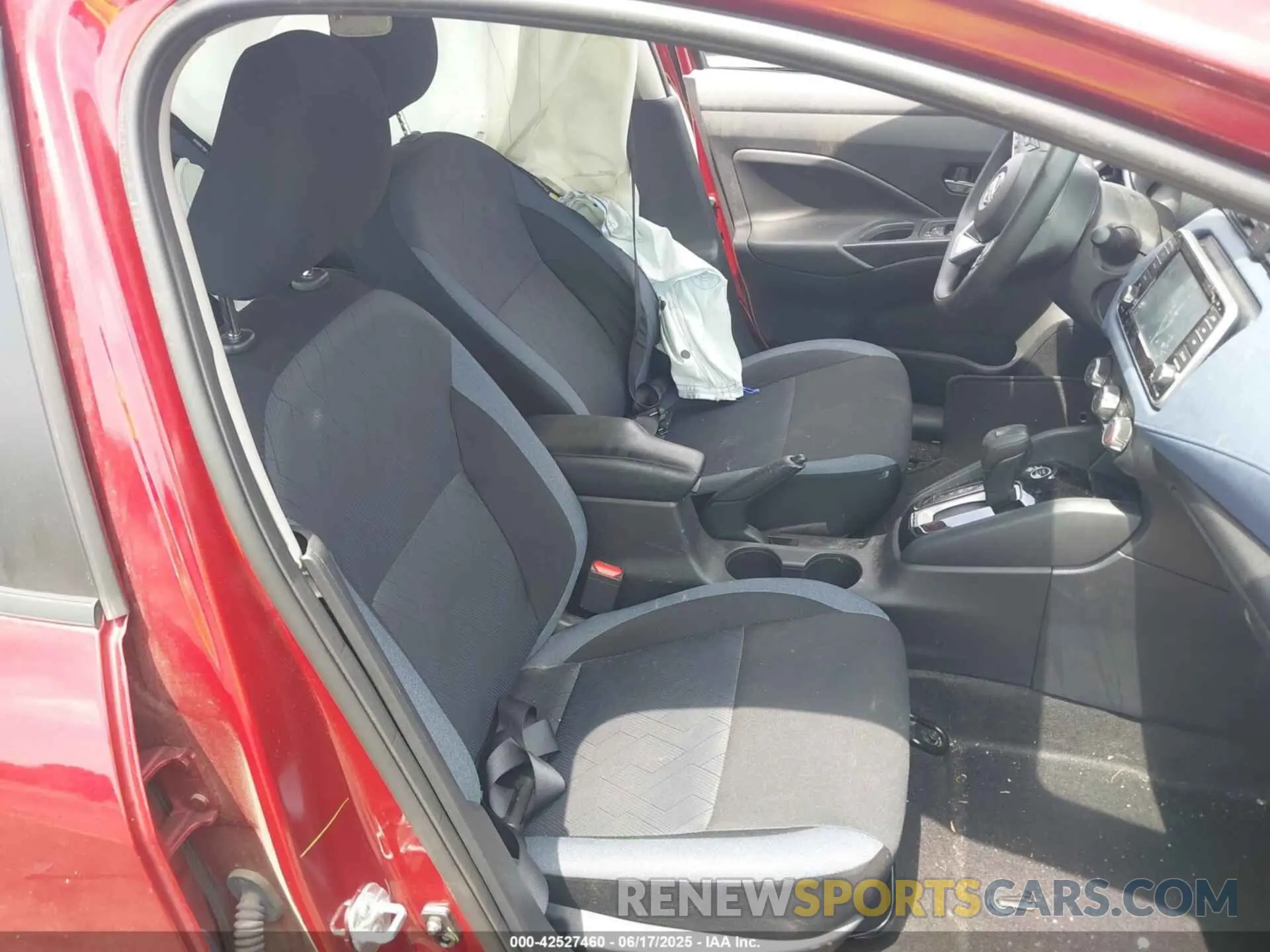 5 fotografías del automóvil dañado 3N1CN8EVXRL865921 NISSAN VERSA 2024