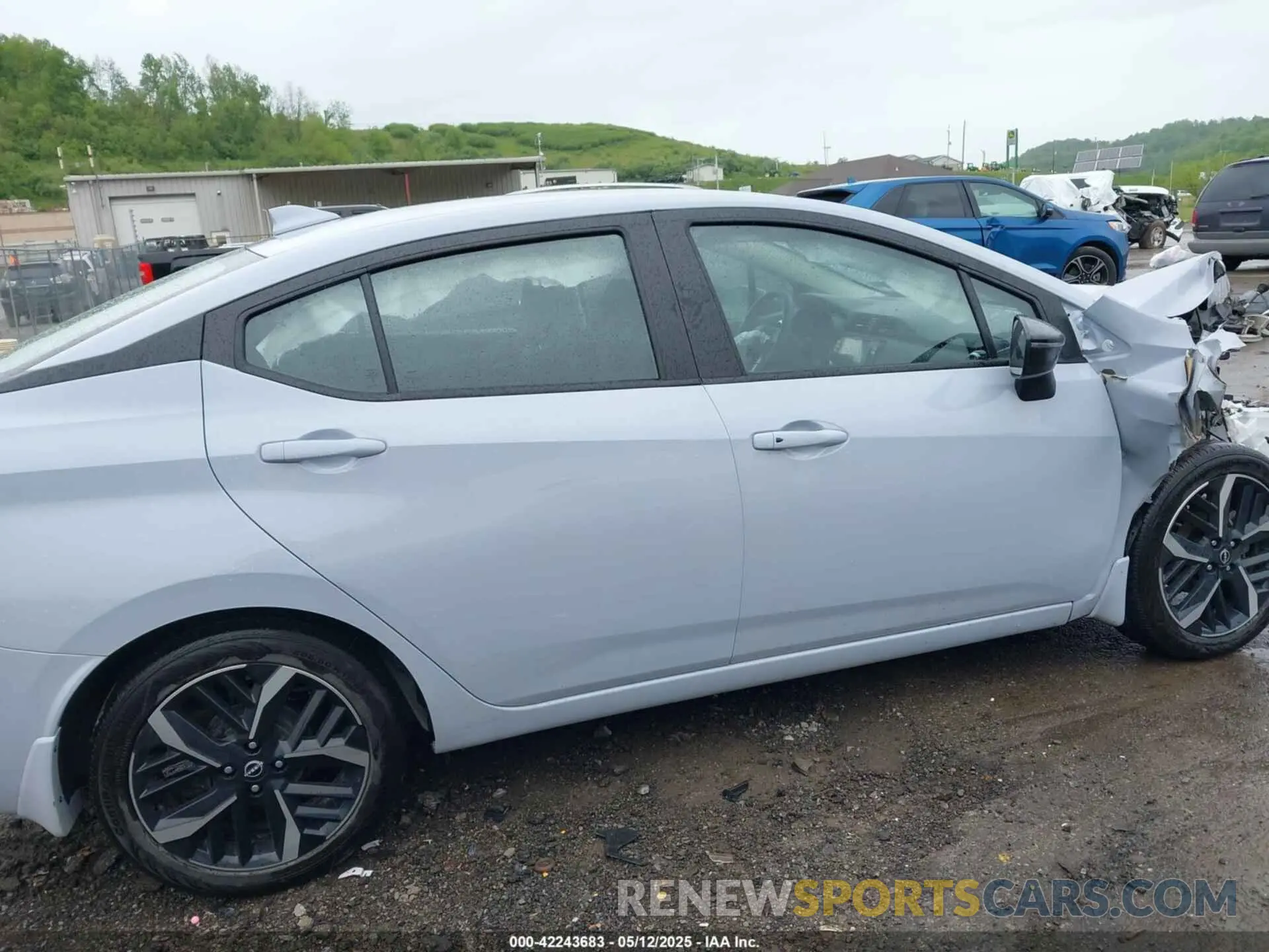 14 fotografías del automóvil dañado 3N1CN8FV0RL883441 NISSAN VERSA 2024