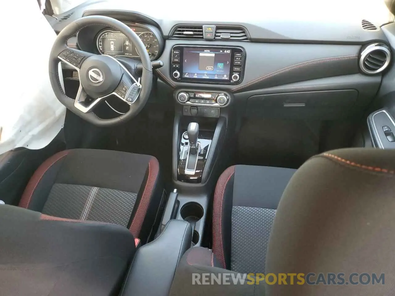 8 fotografías del automóvil dañado 3N1CN8FV2RL816209 NISSAN VERSA 2024