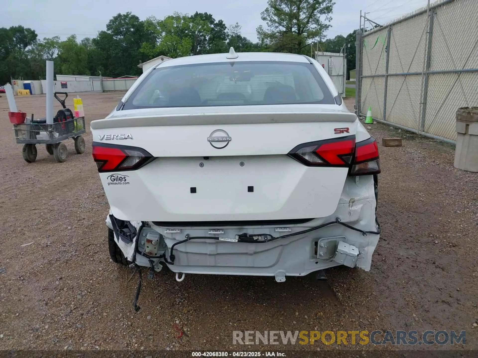 17 fotografías del automóvil dañado 3N1CN8FV2RL877947 NISSAN VERSA 2024