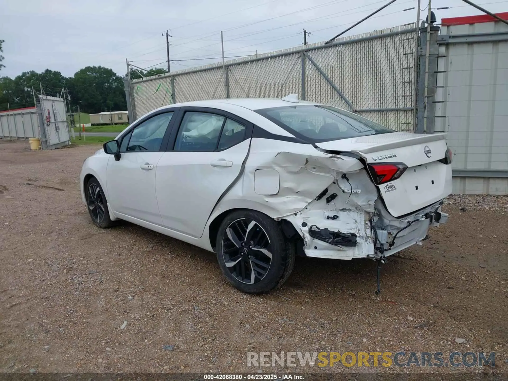 3 fotografías del automóvil dañado 3N1CN8FV2RL877947 NISSAN VERSA 2024