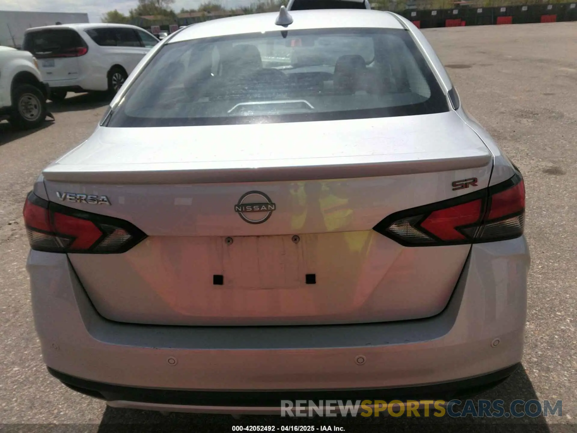 16 fotografías del automóvil dañado 3N1CN8FV4RL916330 NISSAN VERSA 2024
