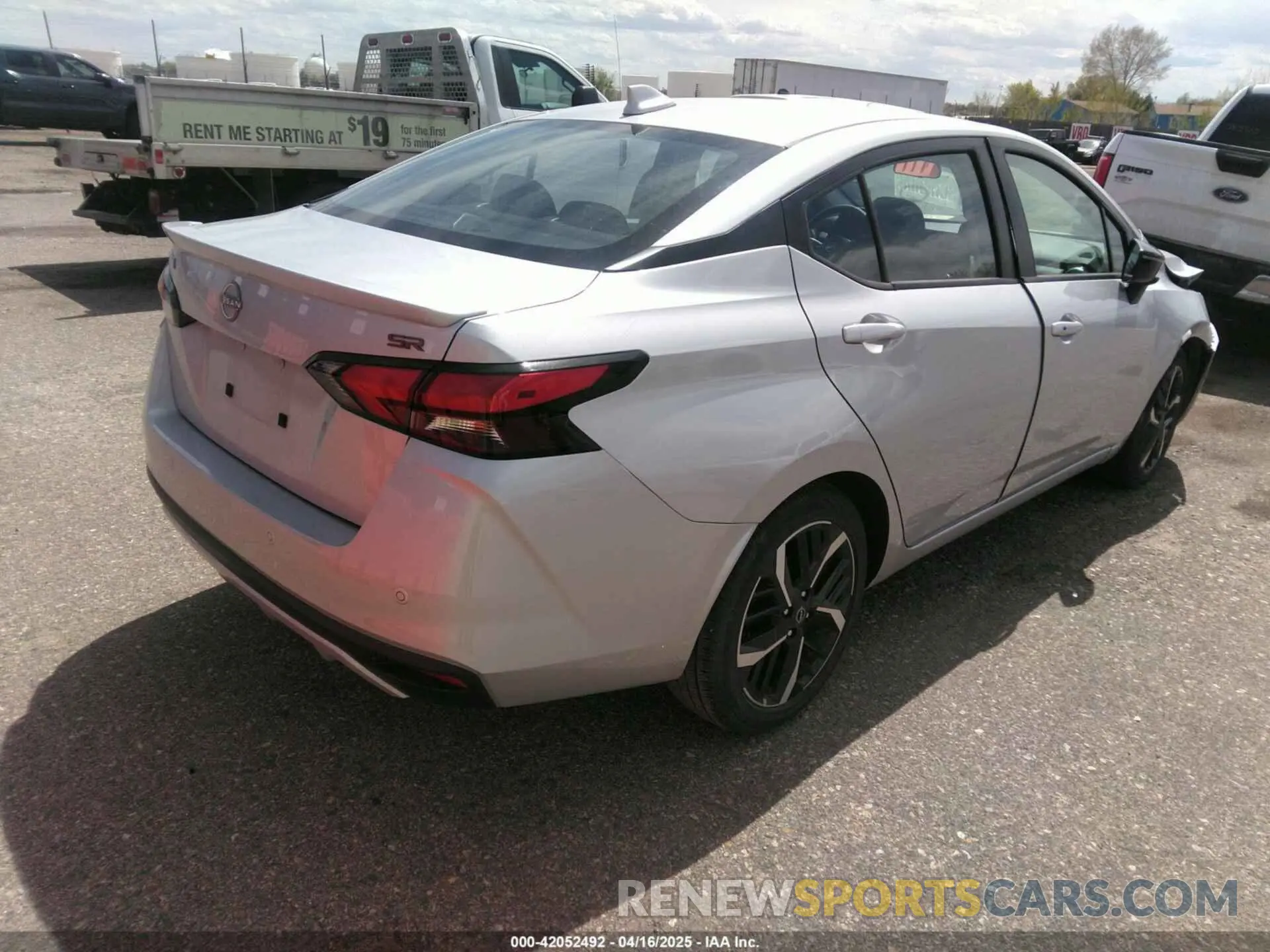 4 fotografías del automóvil dañado 3N1CN8FV4RL916330 NISSAN VERSA 2024