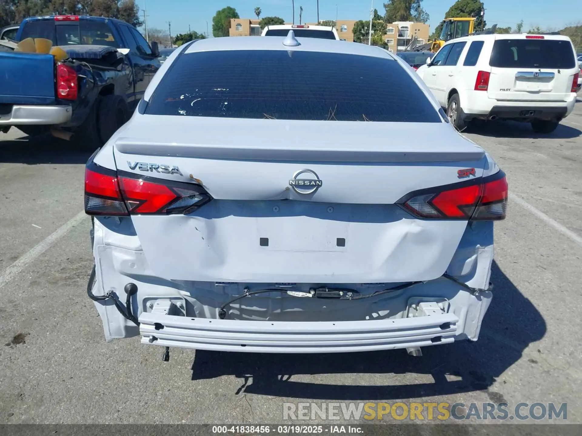 15 fotografías del automóvil dañado 3N1CN8FV4RL924718 NISSAN VERSA 2024
