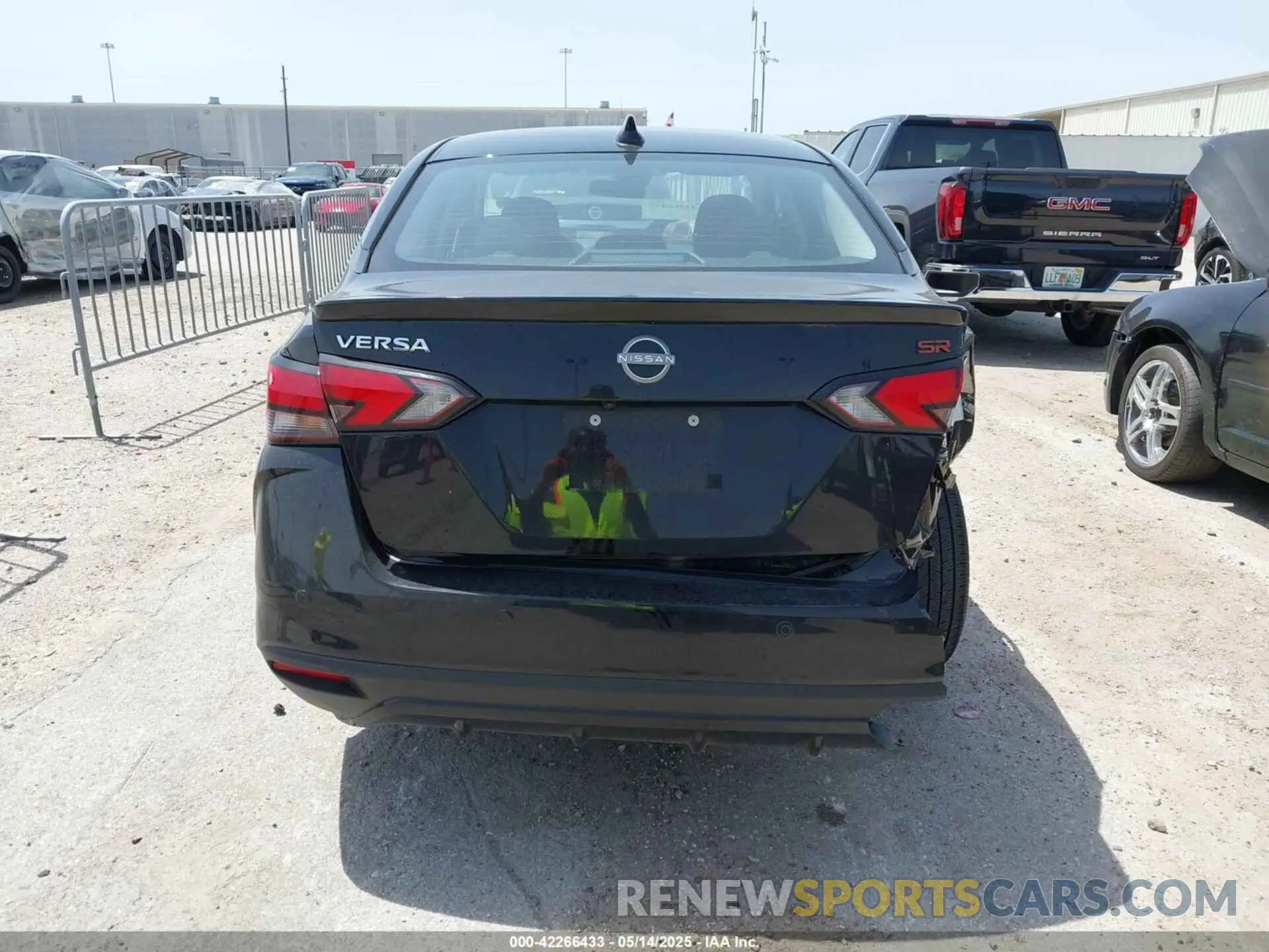 17 fotografías del automóvil dañado 3N1CN8FV6RL906740 NISSAN VERSA 2024