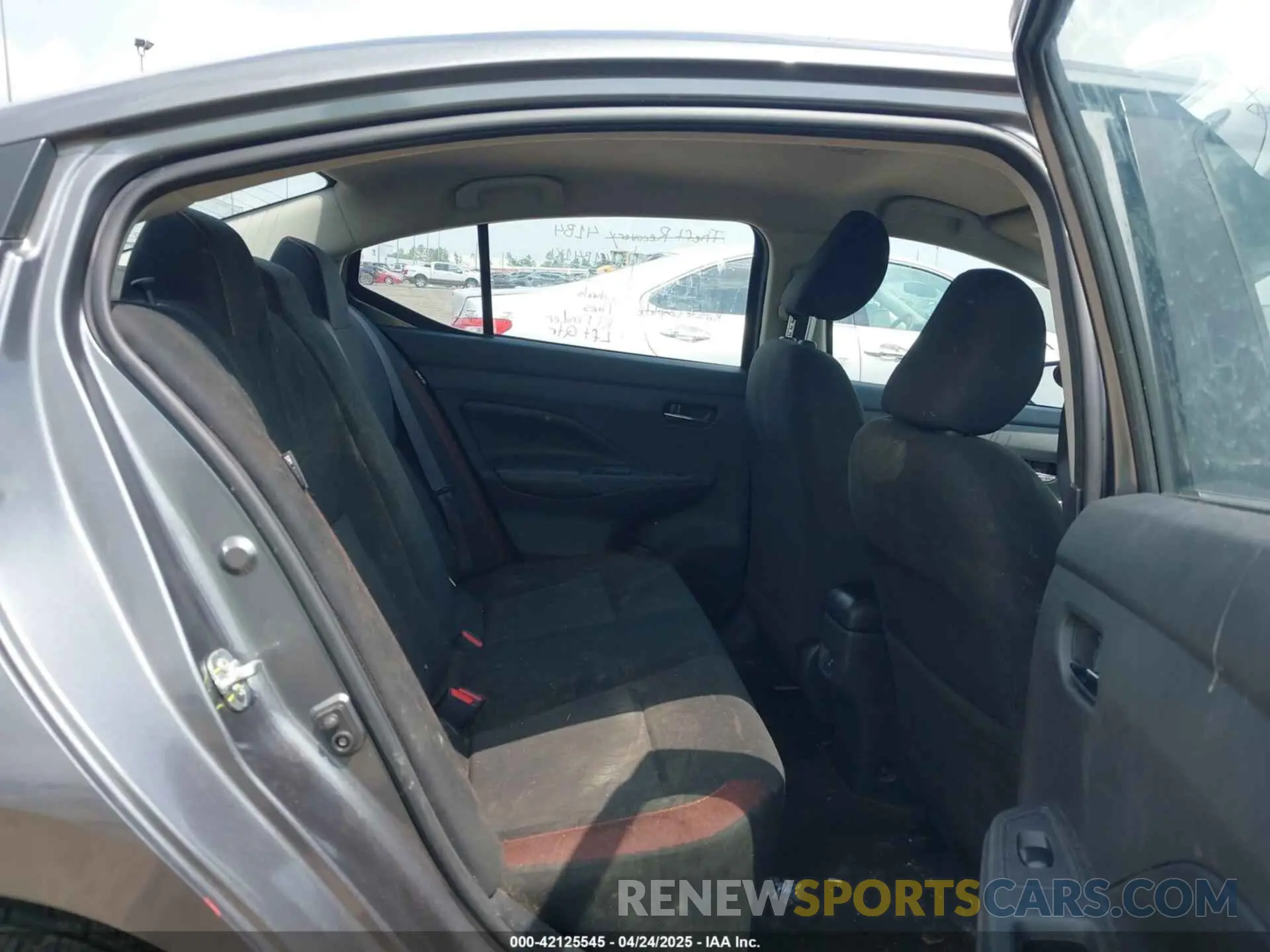 8 fotografías del automóvil dañado 3N1CN8FV8RL911728 NISSAN VERSA 2024