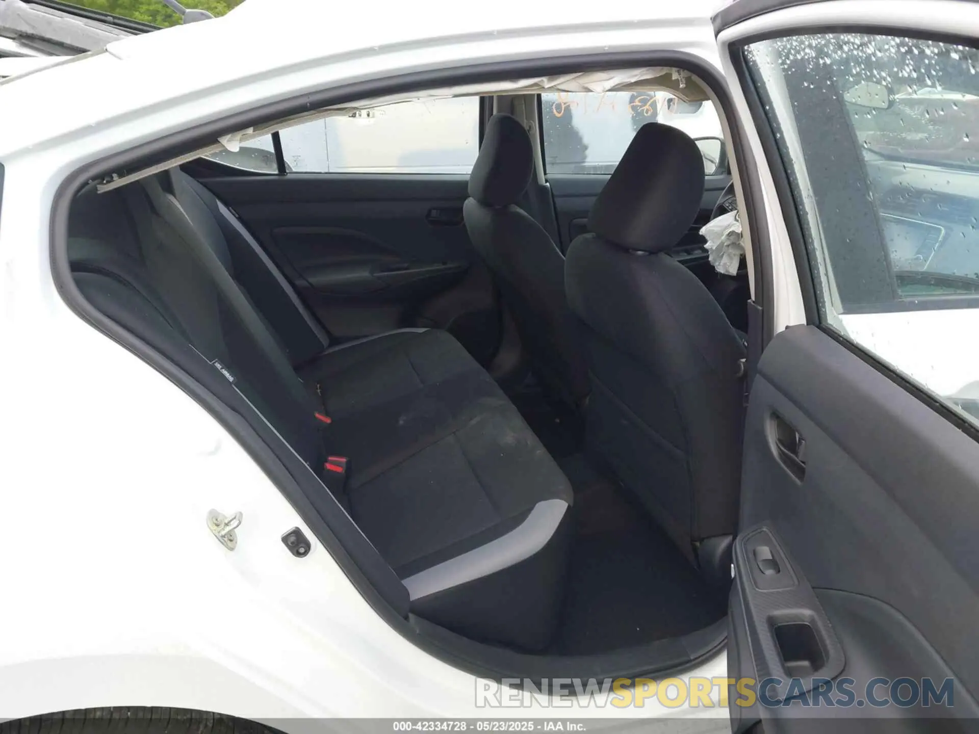 8 fotografías del automóvil dañado 3N1CN8DV1SL820647 NISSAN VERSA 2025