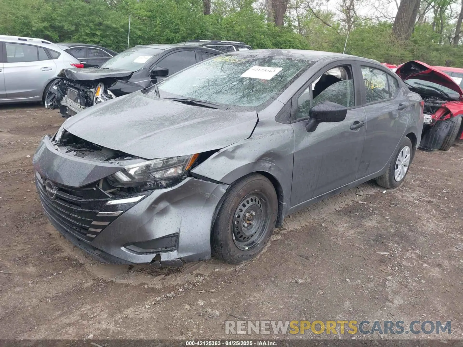 2 fotografías del automóvil dañado 3N1CN8DV3SL834646 NISSAN VERSA 2025