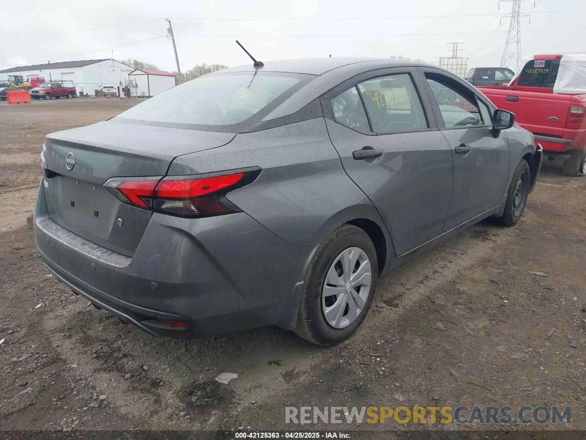 4 fotografías del automóvil dañado 3N1CN8DV3SL834646 NISSAN VERSA 2025