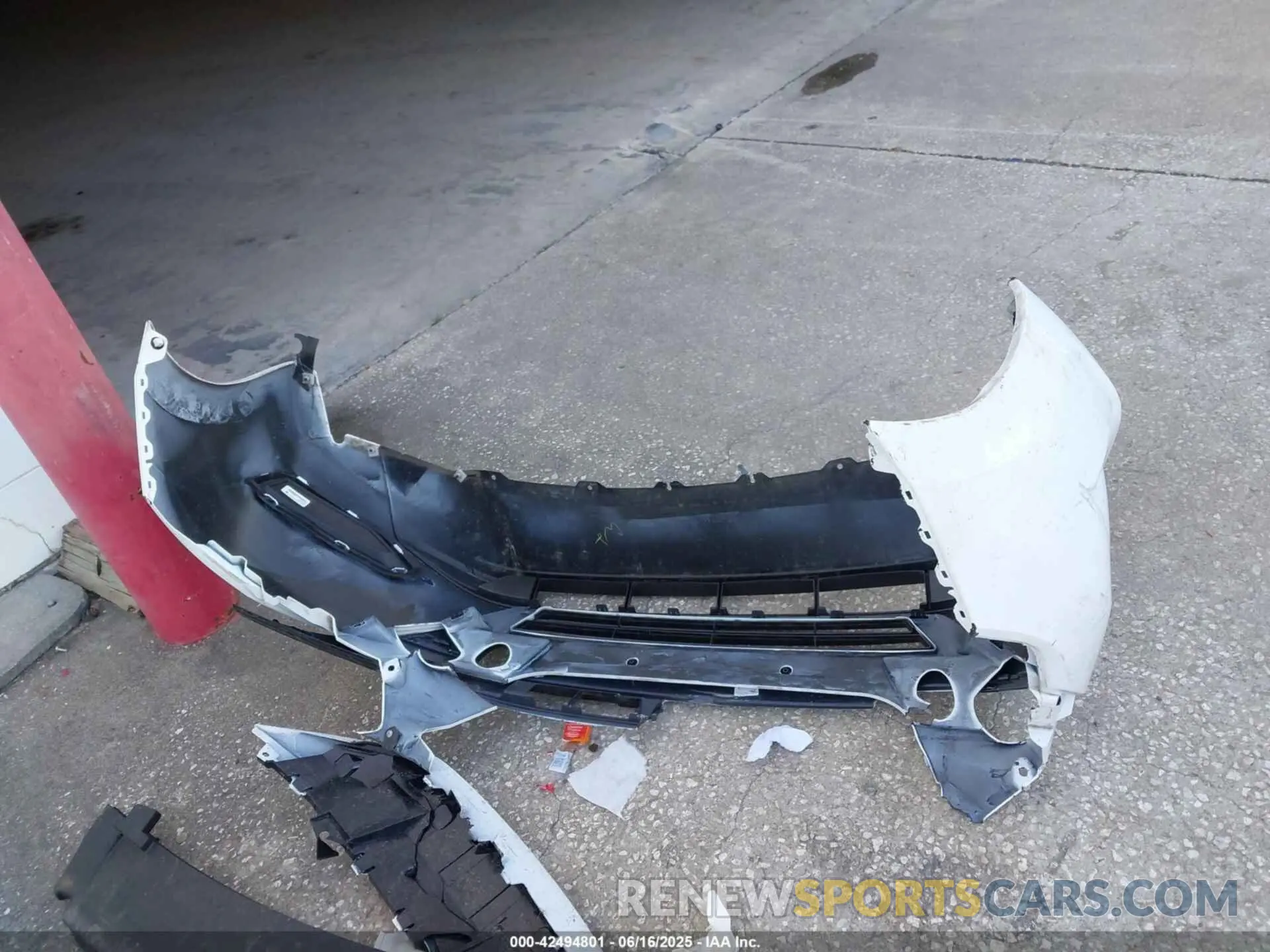 12 fotografías del automóvil dañado 3N1CN8DV6SL812558 NISSAN VERSA 2025