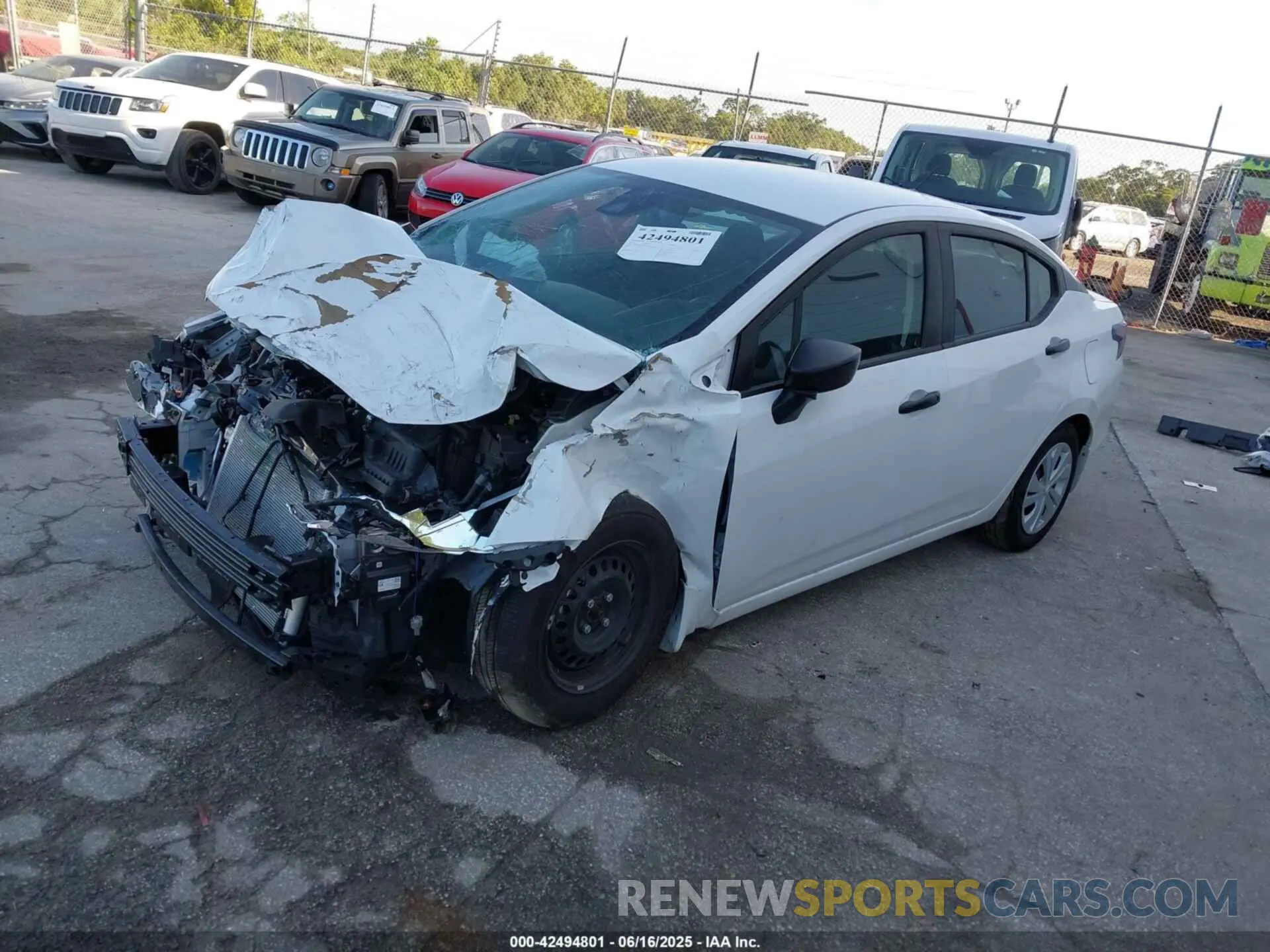 2 fotografías del automóvil dañado 3N1CN8DV6SL812558 NISSAN VERSA 2025