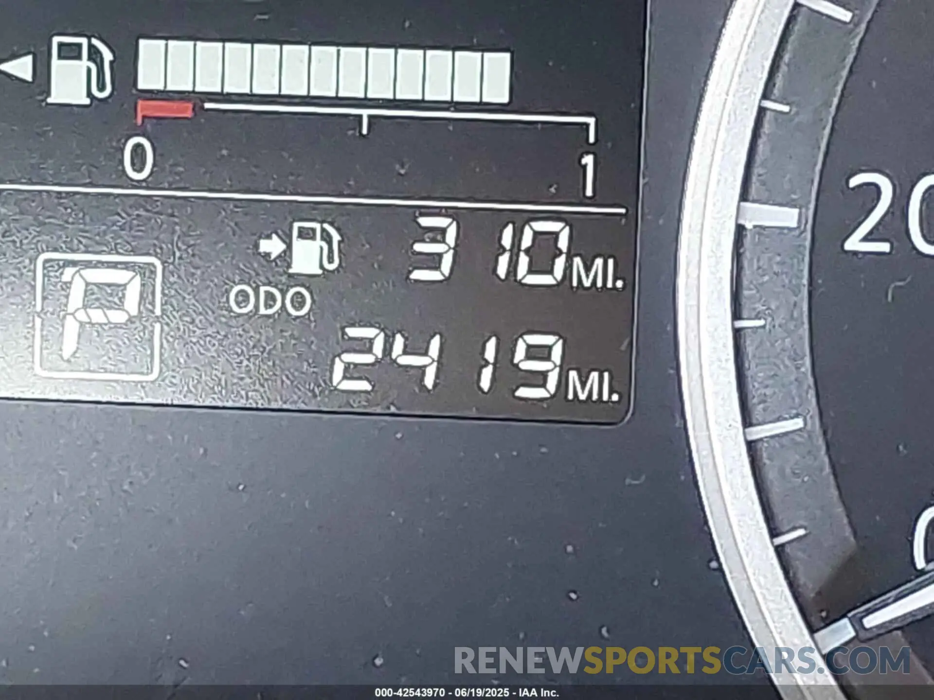 16 fotografías del automóvil dañado 3N1CN8DV6SL813659 NISSAN VERSA 2025