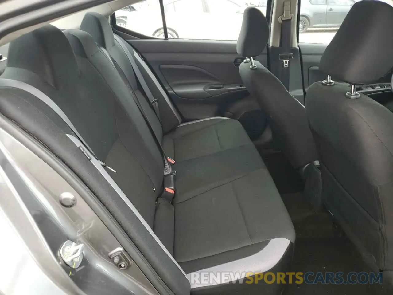 10 fotografías del automóvil dañado 3N1CN8DV9SL823893 NISSAN VERSA 2025