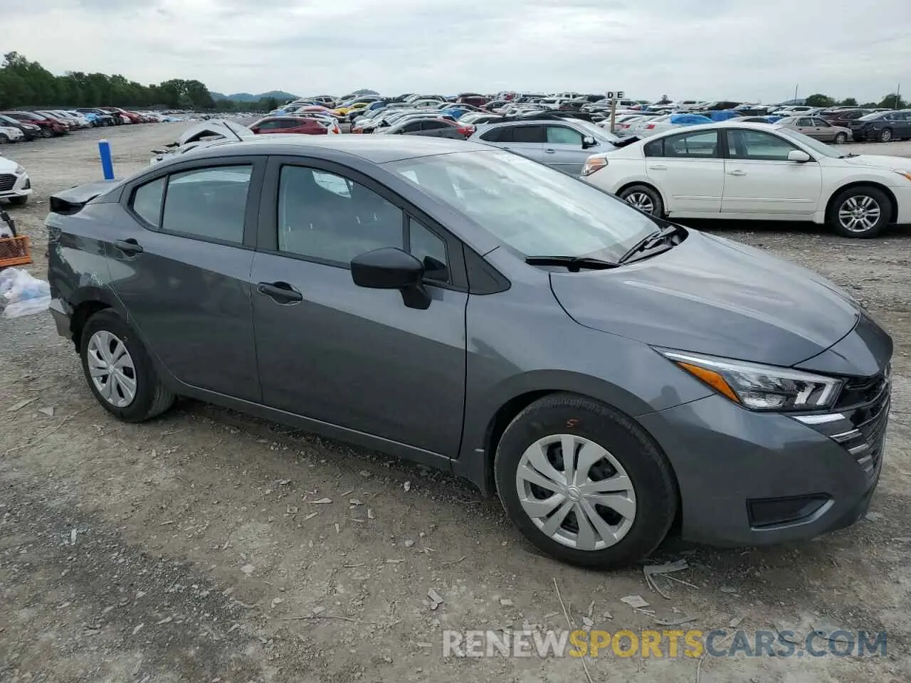4 fotografías del automóvil dañado 3N1CN8DV9SL823893 NISSAN VERSA 2025